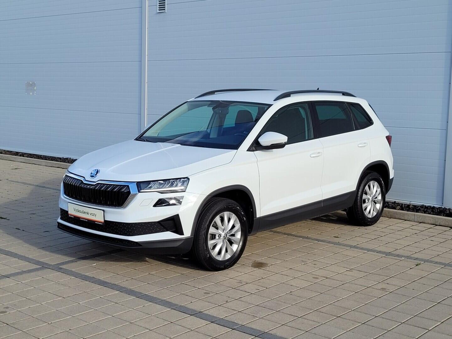 O619V07338_10.webp_KAROQ Ambition 1.5 TSI 110 kW manuál, DPH