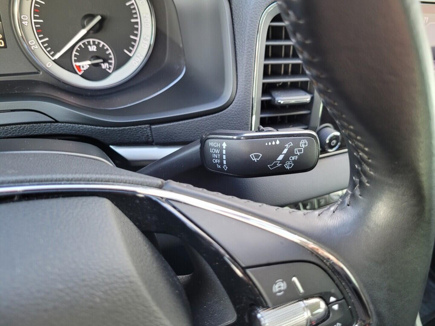 O619V07338_23.webp_KAROQ Ambition 1.5 TSI 110 kW manuál, DPH