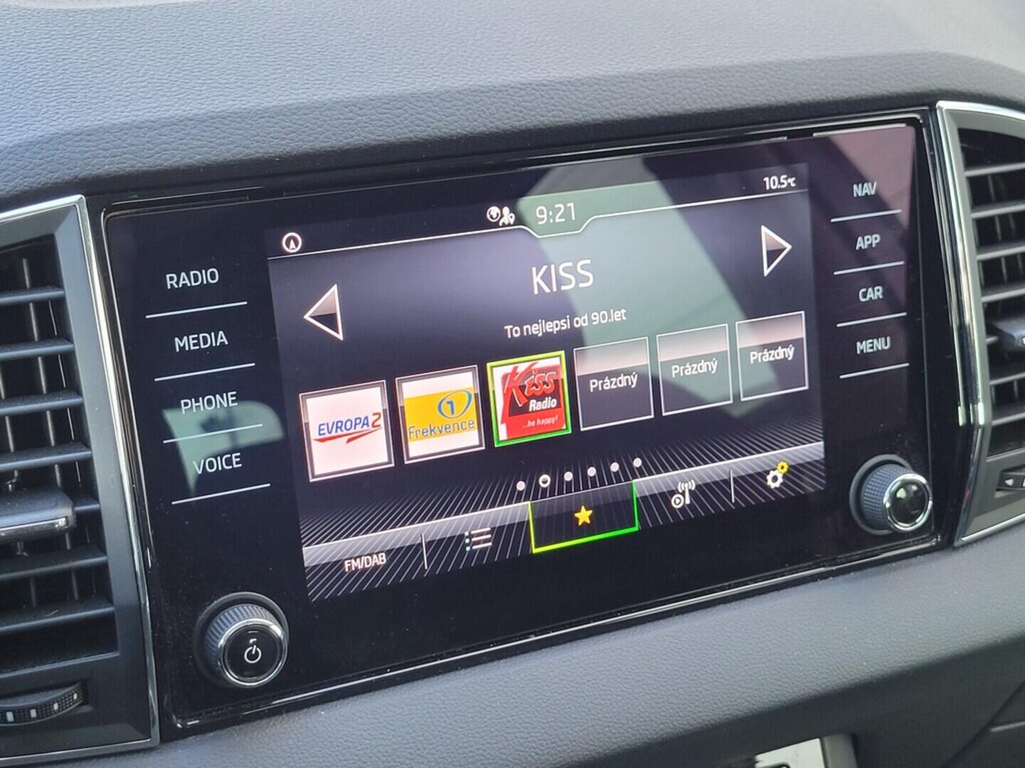 O619V07338_24.webp_KAROQ Ambition 1.5 TSI 110 kW manuál, DPH