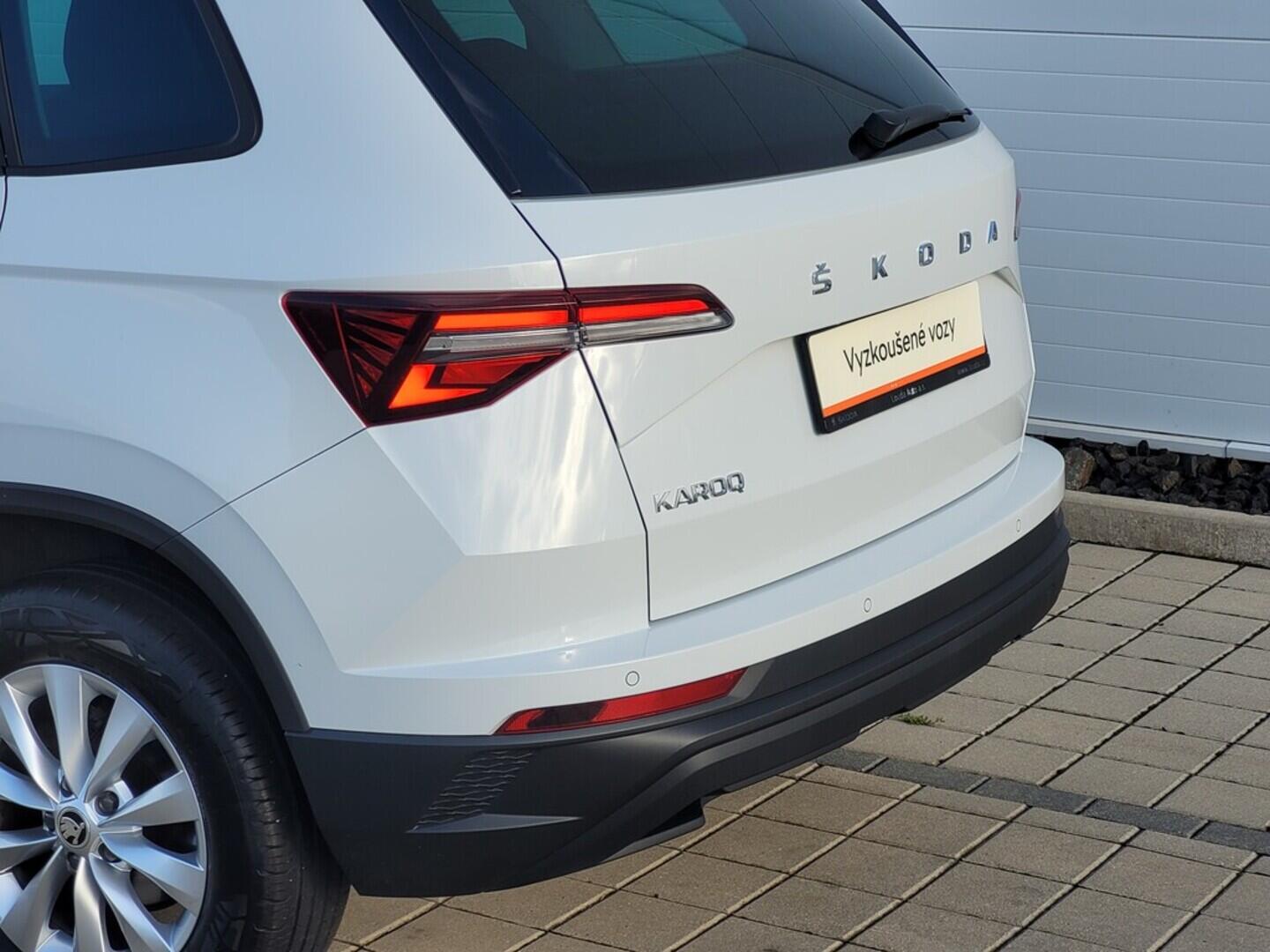 O619V07338_29.webp_KAROQ Ambition 1.5 TSI 110 kW manuál, DPH