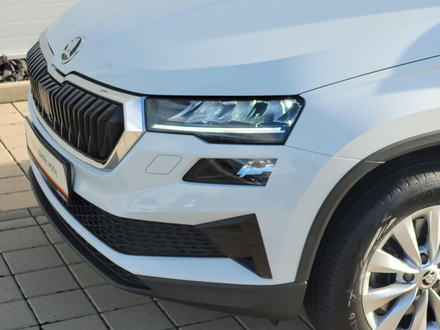 O619V07338_31.webp_KAROQ Ambition 1.5 TSI 110 kW manuál, DPH