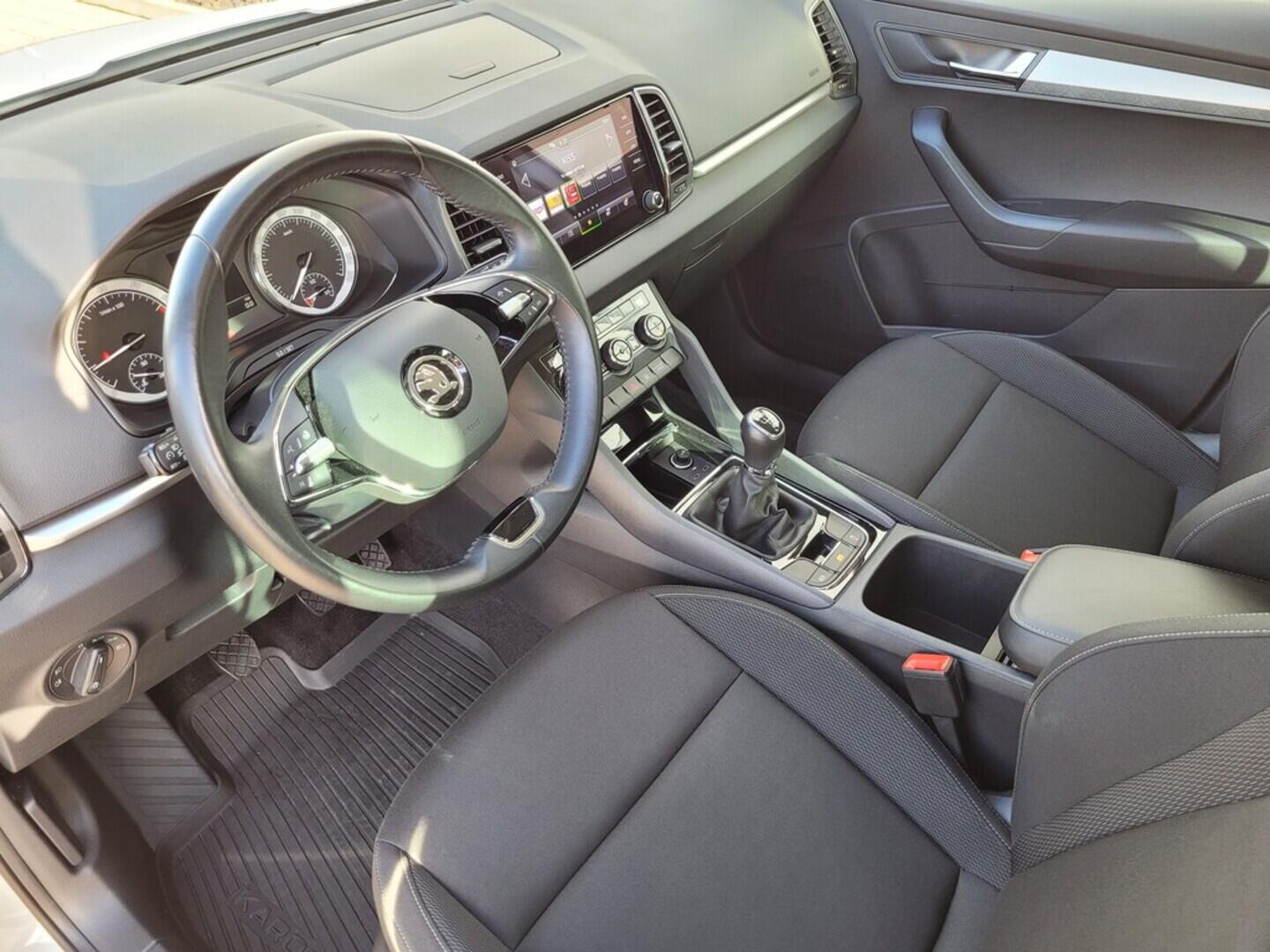 O619V07338_33.webp_KAROQ Ambition 1.5 TSI 110 kW manuál, DPH