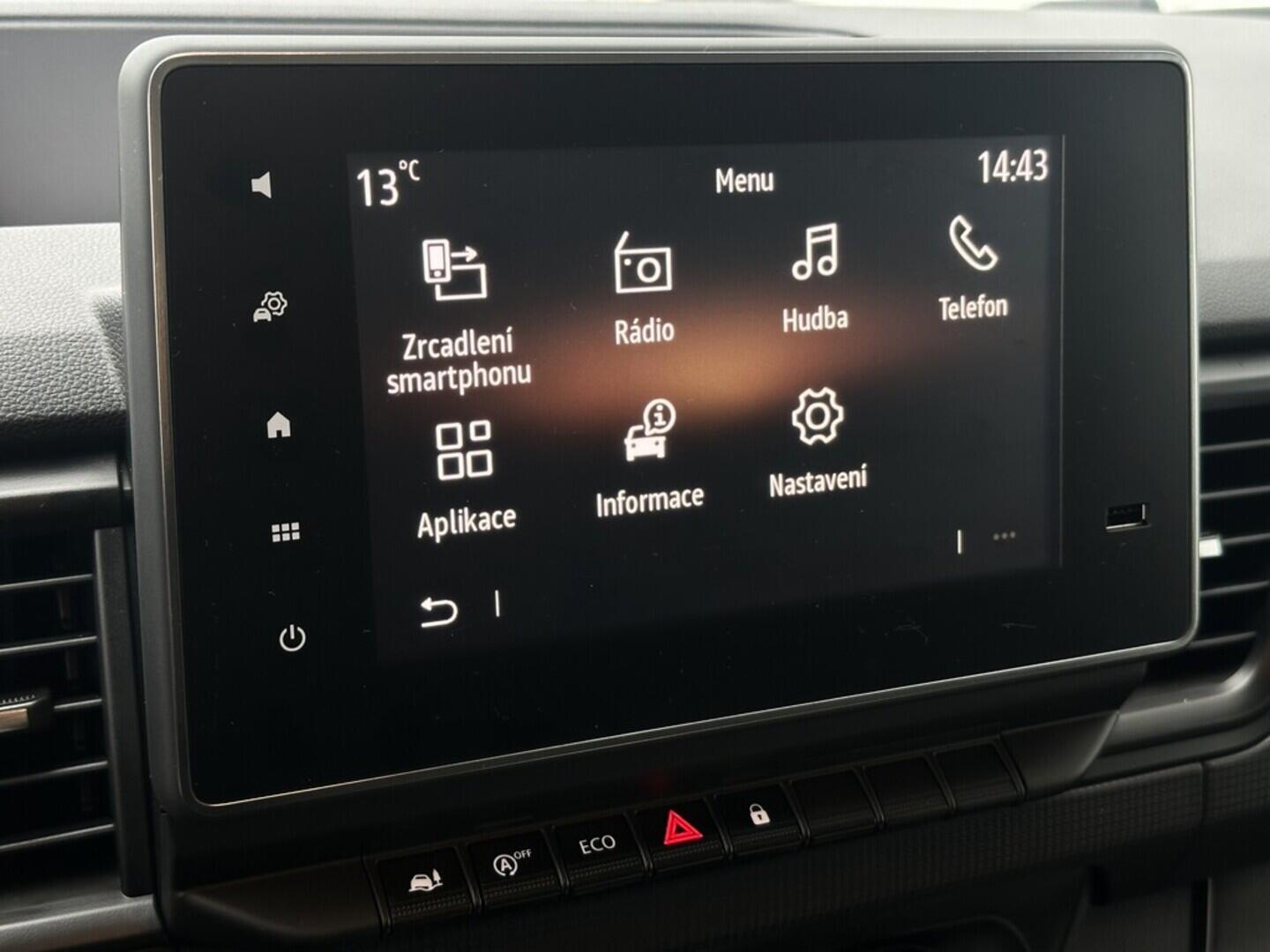 O619V07345_28.webp_TRAFIC Komfort L2H1 2.0 Blue dCi 96 kW manuál, DPH