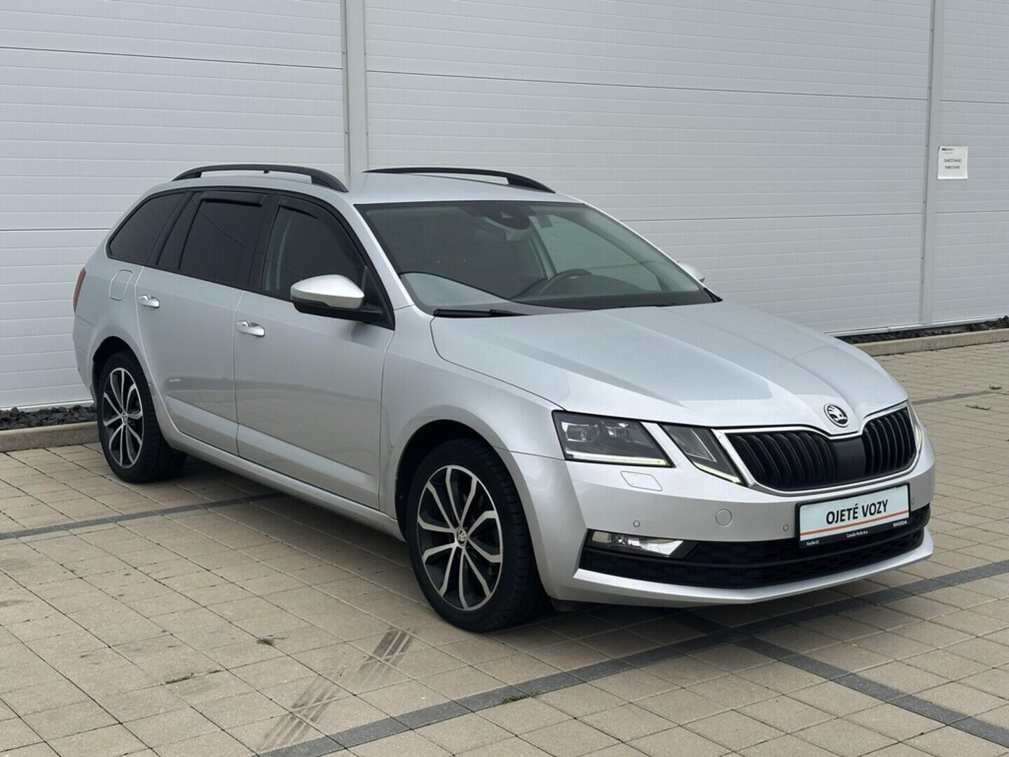 O619V07350_12.webp_OCTAVIA Ambiente 2.0 TDI 110 kW automat