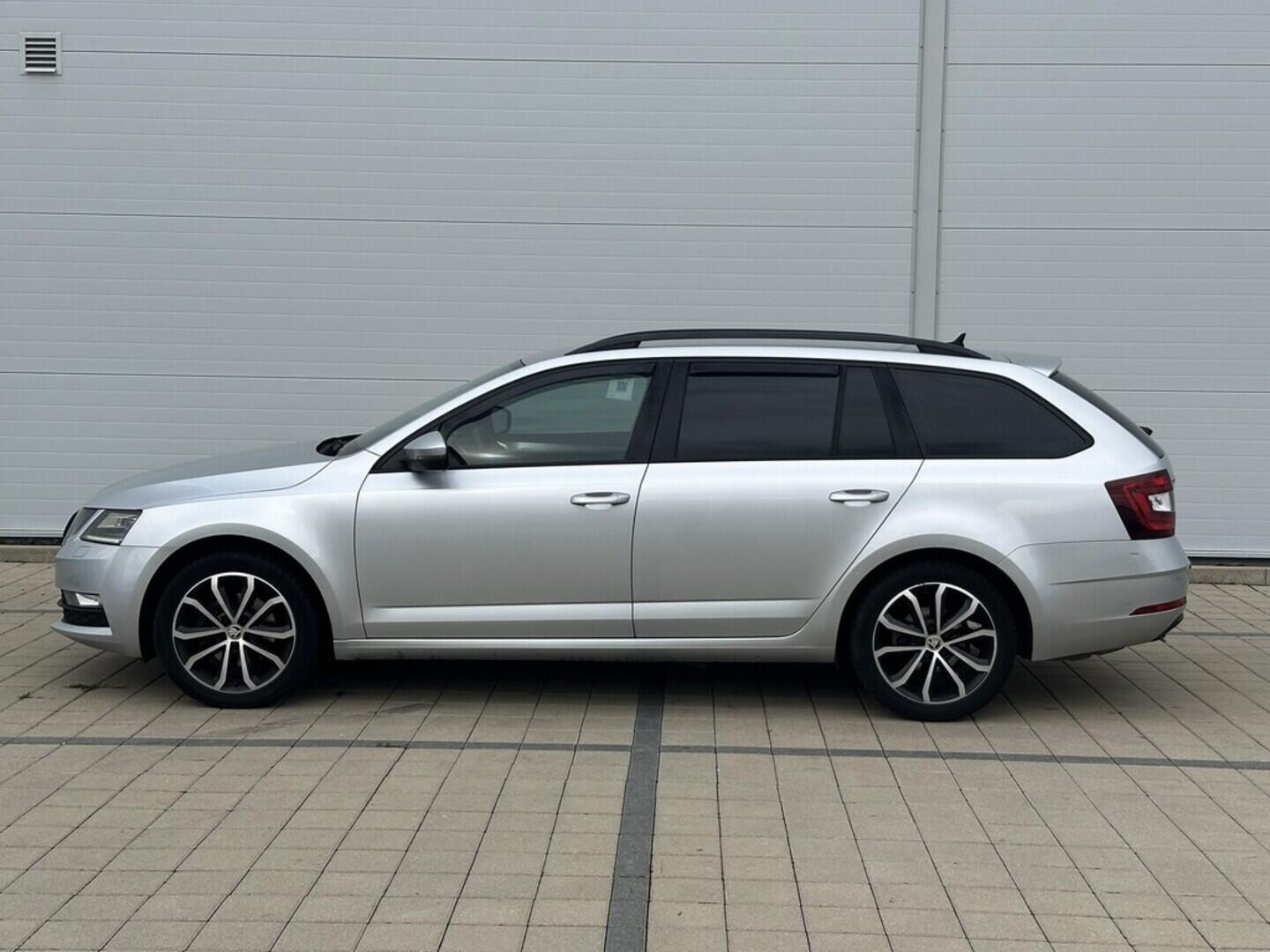O619V07350_17.webp_OCTAVIA Ambiente 2.0 TDI 110 kW automat
