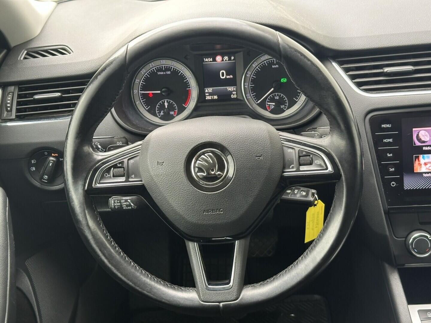 O619V07350_20.webp_OCTAVIA Ambiente 2.0 TDI 110 kW automat