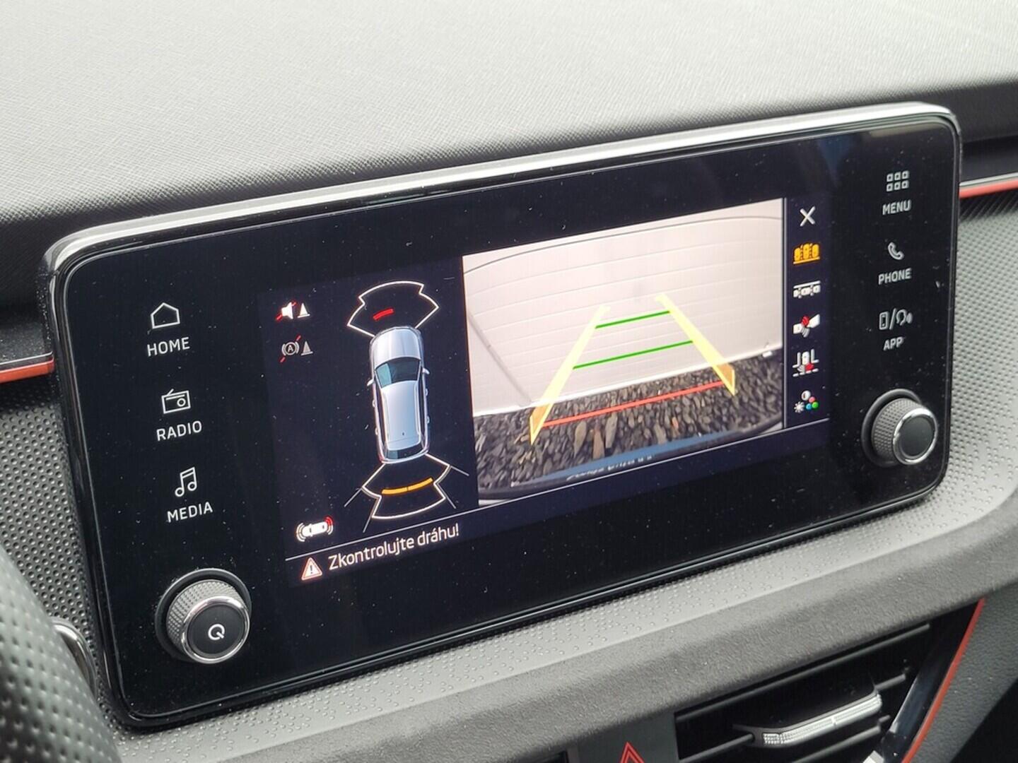 O619V07372_26.webp_KAMIQ Drive 1.0 TSI 85 kW manuál, DPH