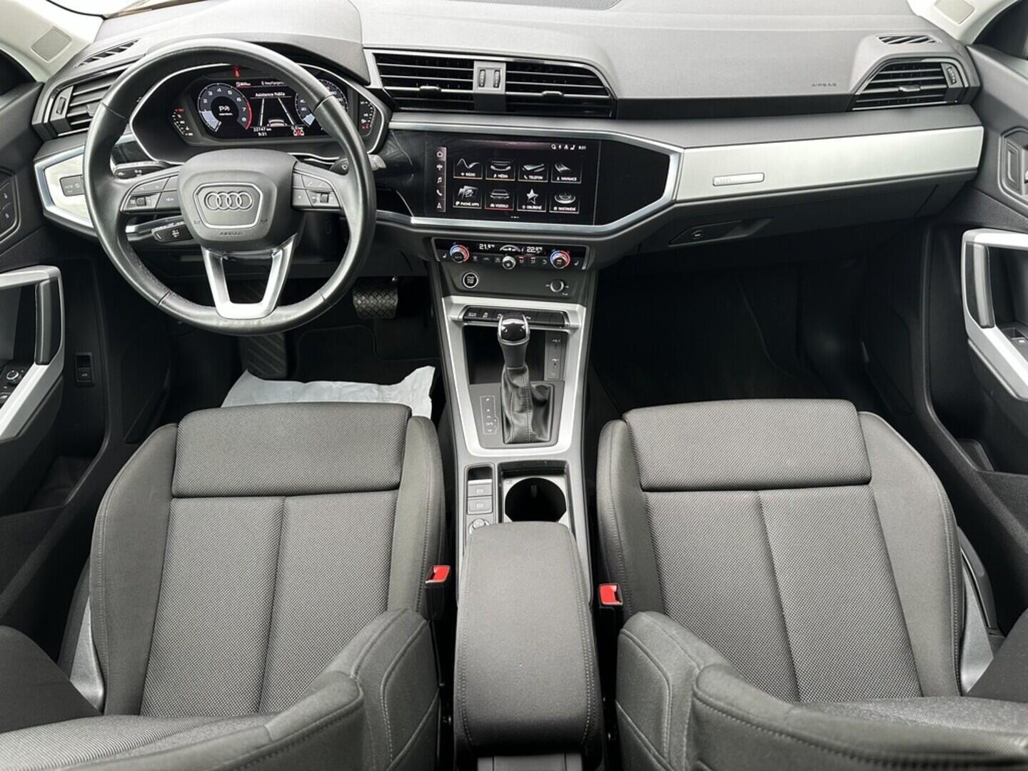 O619V07373_18.webp_Q3 SPORTBACK S-line 1.5 TSI 110 kW automat, DPH