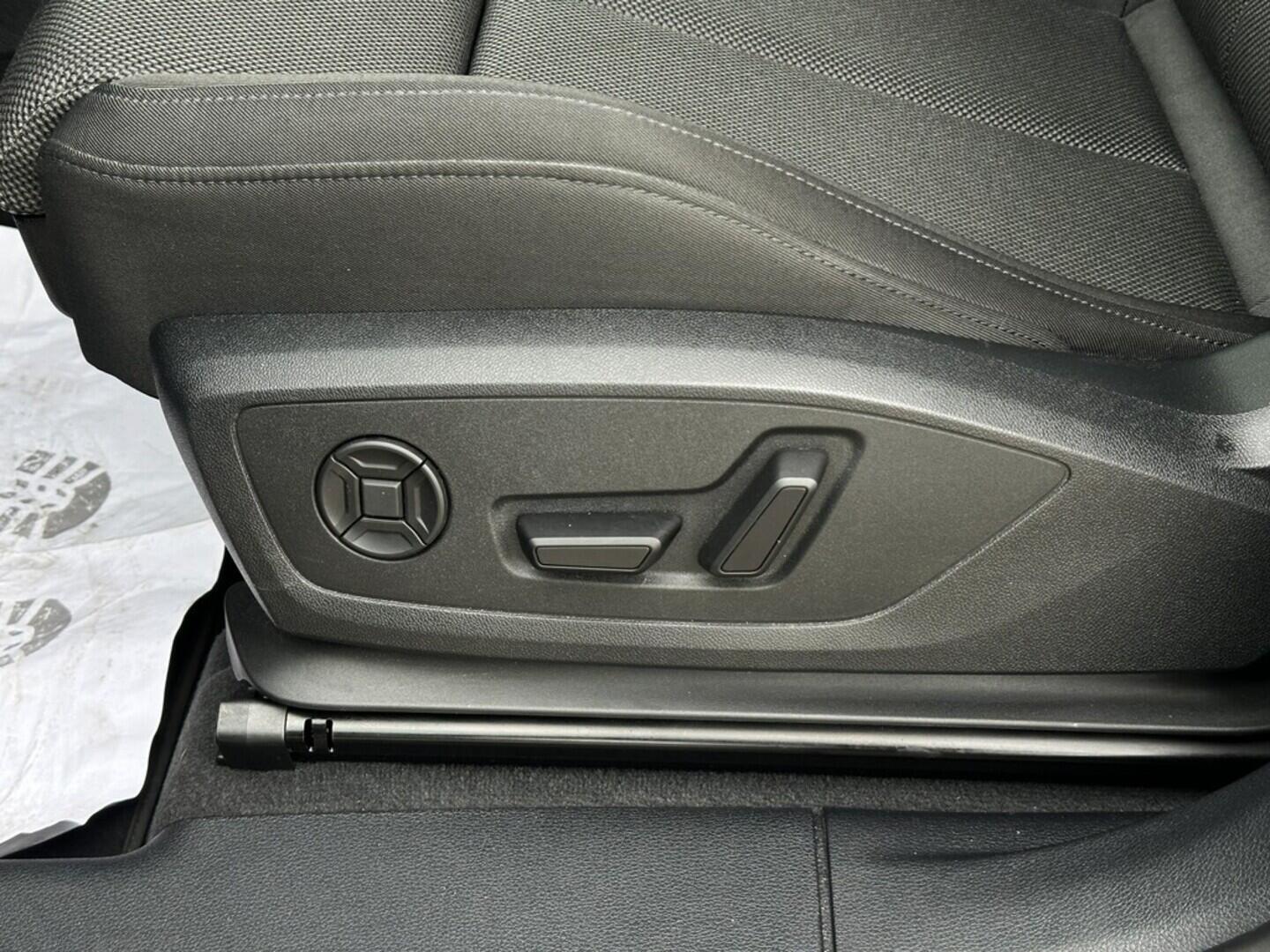 O619V07373_26.webp_Q3 SPORTBACK S-line 1.5 TSI 110 kW automat, DPH