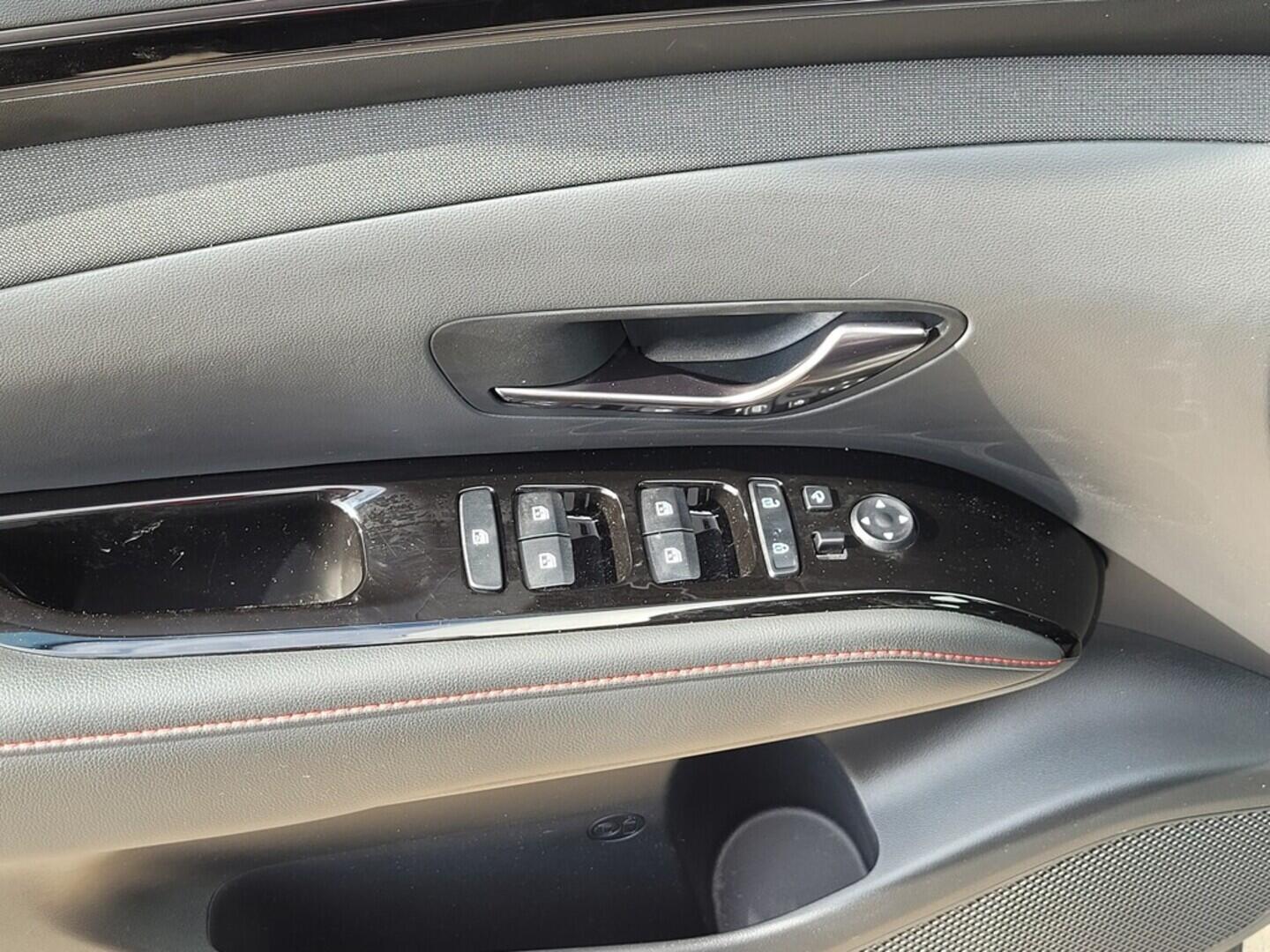 O619V07377_28.webp_TUCSON N-Line 1.6 T-GDI 132 kW automat, DPH