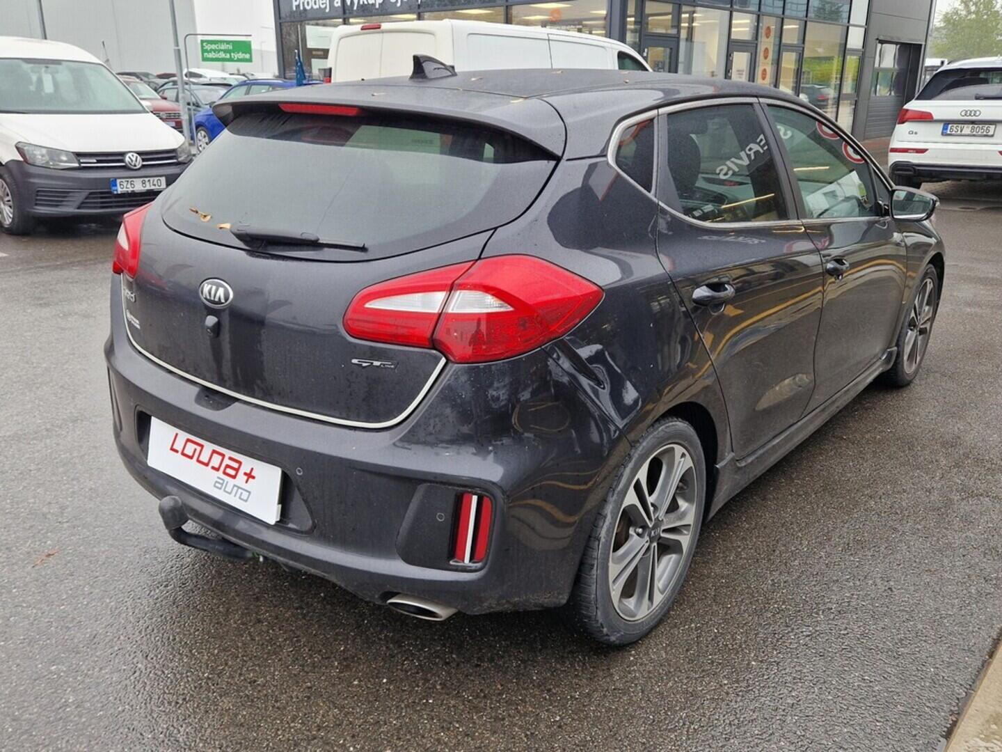 O619V07379_11.webp_CEED GT-line 1.6 CRDi 100 kW manuál