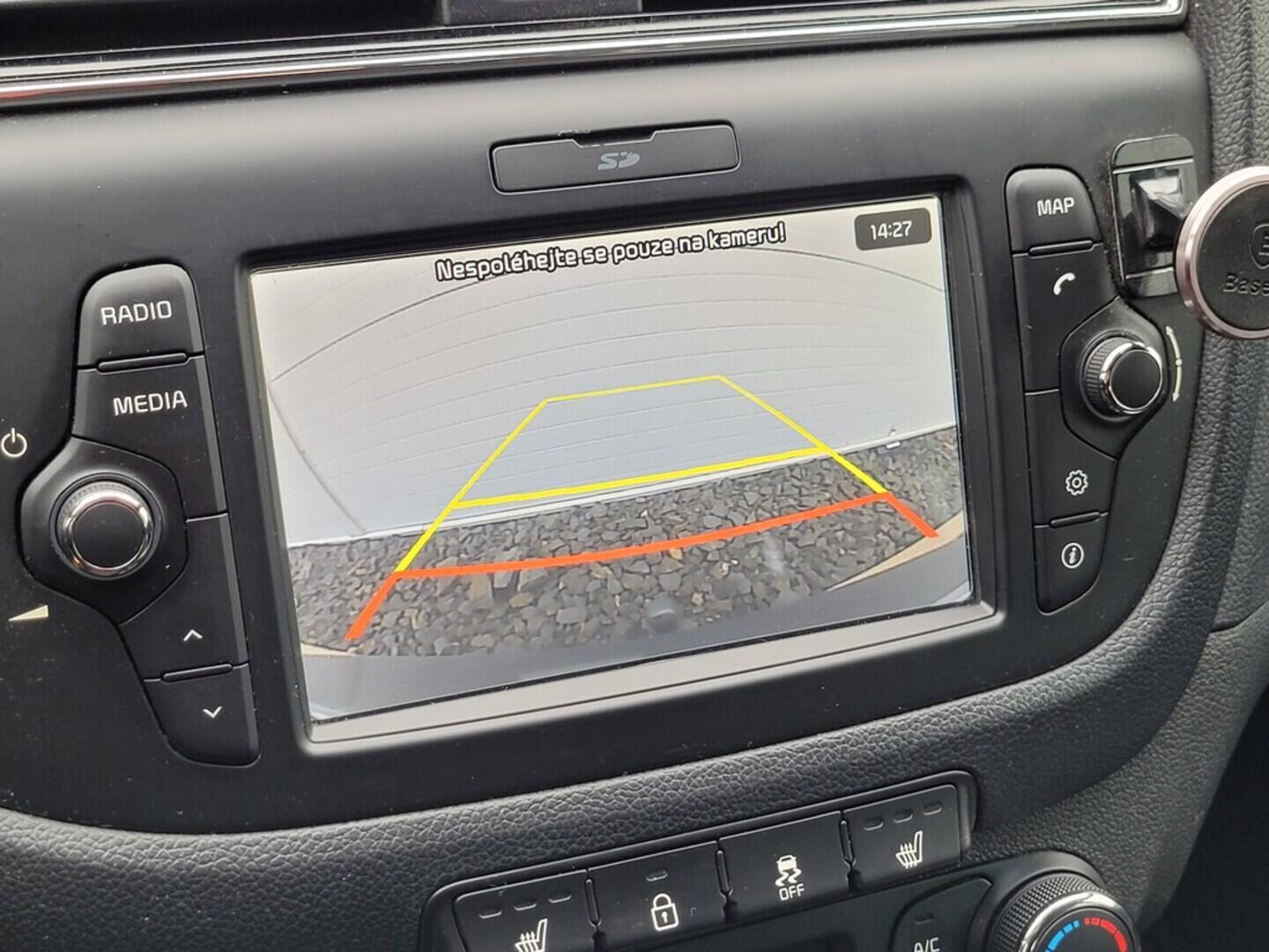 O619V07379_26.webp_CEED GT-line 1.6 CRDi 100 kW manuál