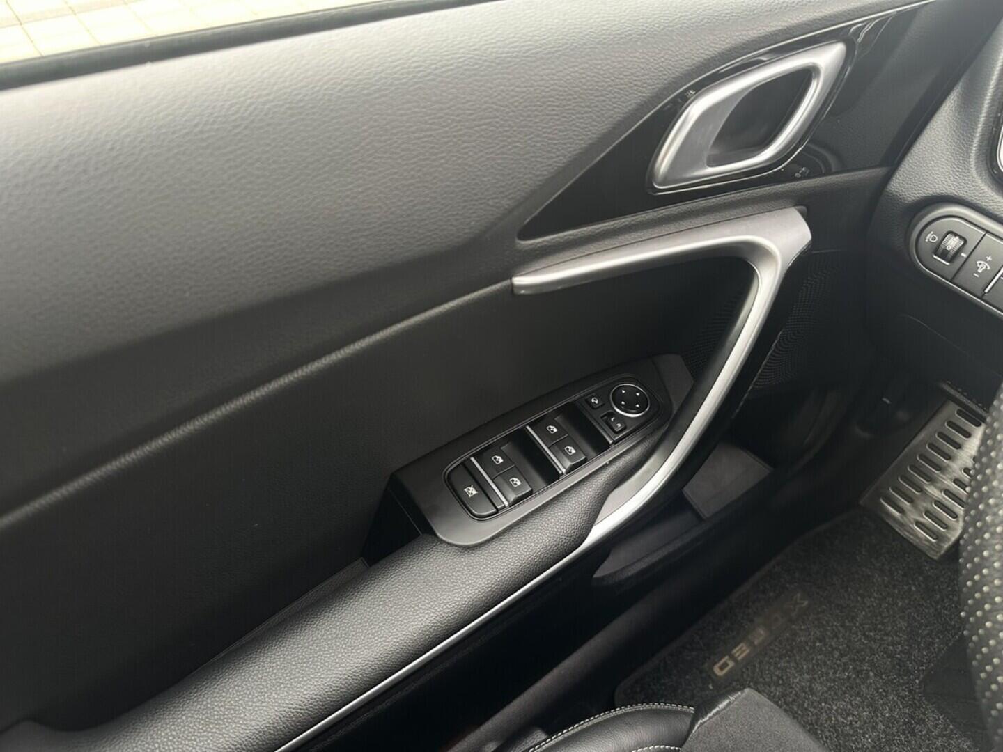 O619V07381_25.webp_XCEED   T-GDI 118 kW automat