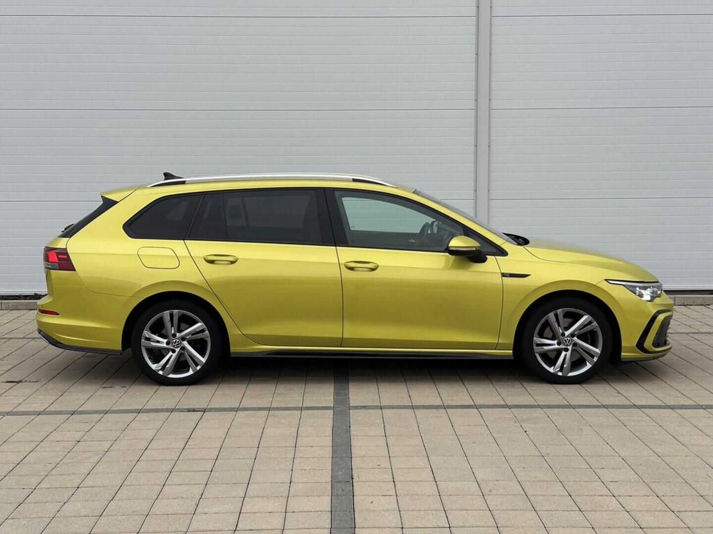 O619V07382_13.webp_GOLF VARIANT R-line 2.0 TDI 110 kW automat, DPH
