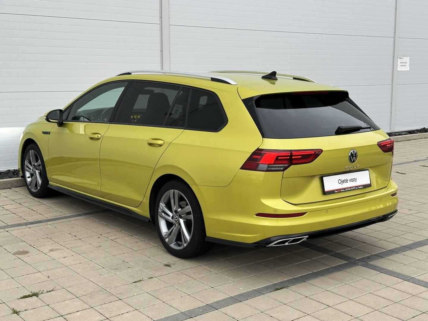 O619V07382_16.webp_GOLF VARIANT R-line 2.0 TDI 110 kW automat, DPH