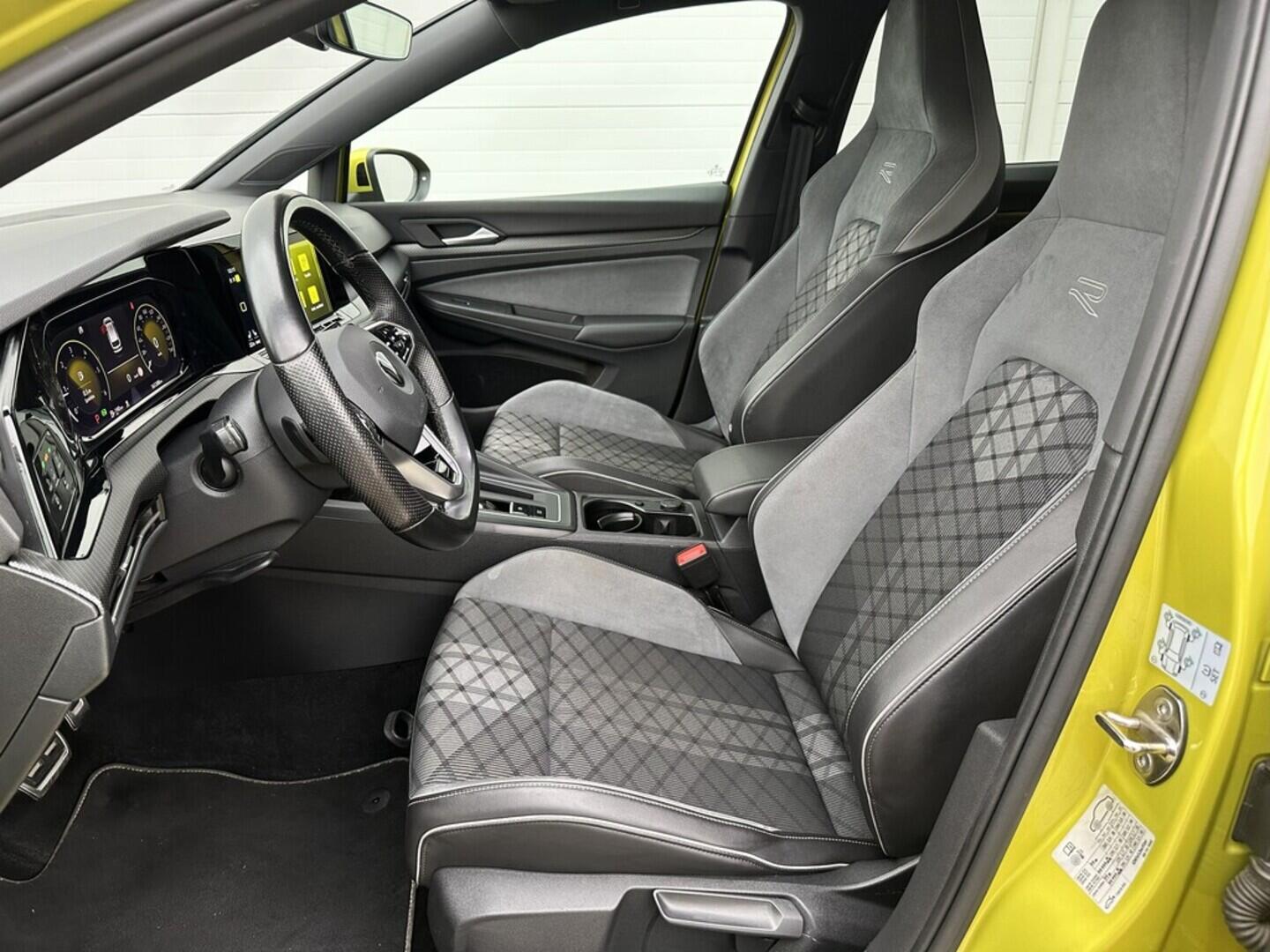 O619V07382_29.webp_GOLF VARIANT R-line 2.0 TDI 110 kW automat, DPH