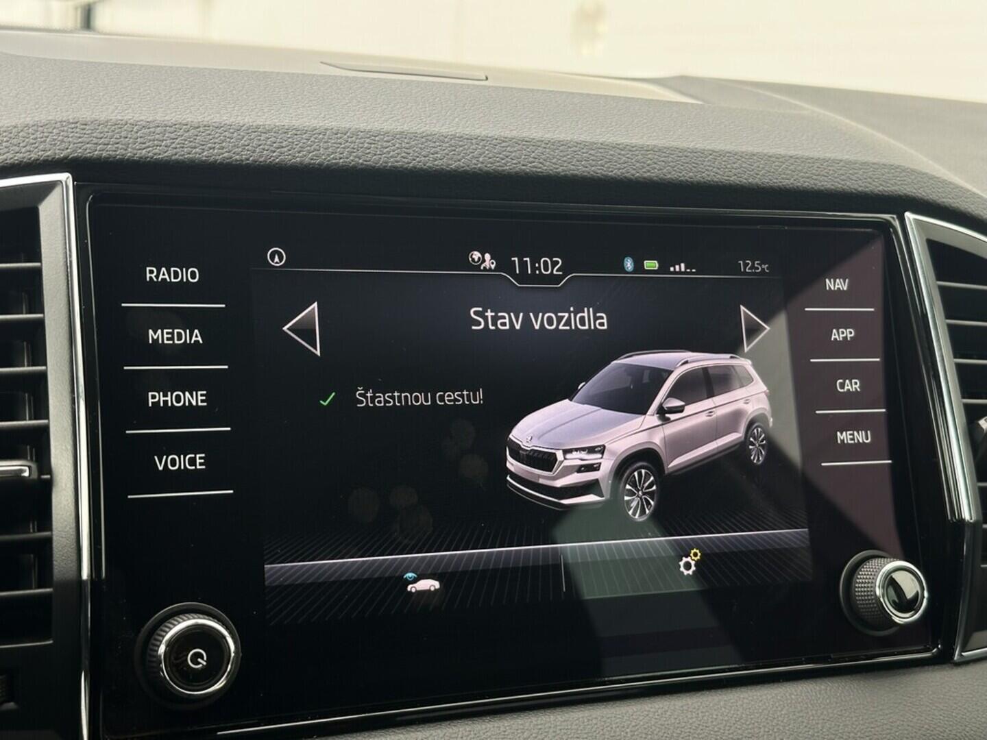 O619V07386_26.webp_KAROQ Ambition 1.5 TSI 110 kW manuál, DPH