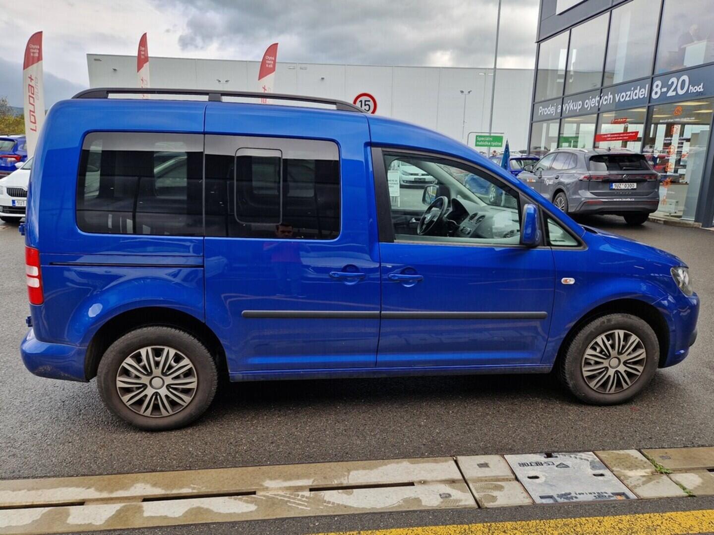 O619V07387_12.webp_CADDY Trendline 1.6 TDI 75 kW manuál, DPH