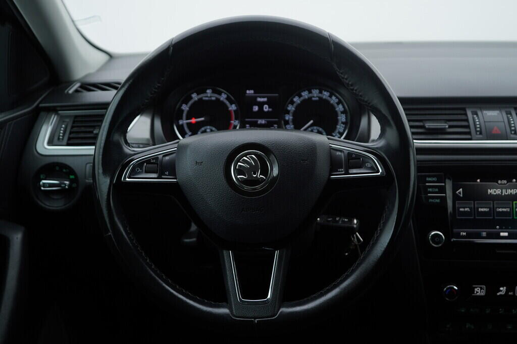 O619V07392_26.webp_RAPID Fresh Drive 1.0 TSI 70 kW manuál