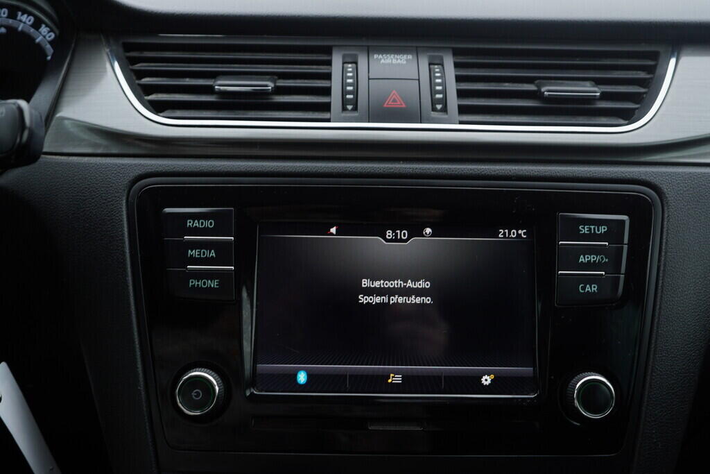 O619V07392_31.webp_RAPID Fresh Drive 1.0 TSI 70 kW manuál