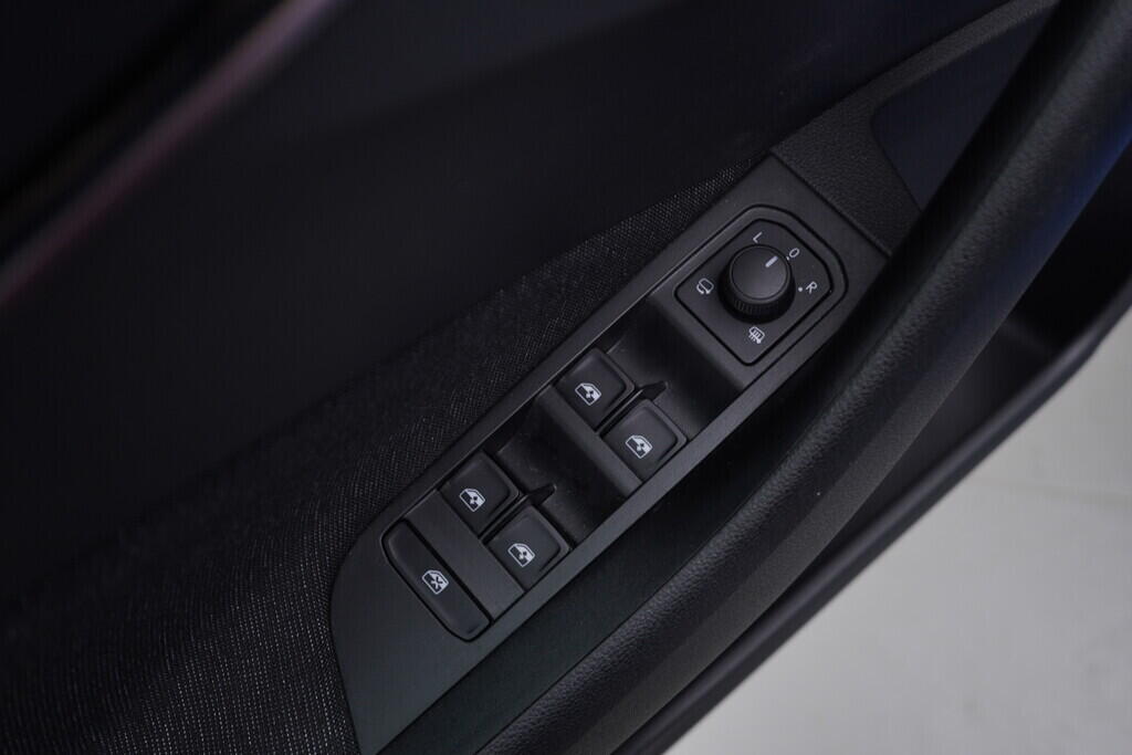 O619V07393_20.webp_SCALA Style 1.0 TSI 81 kW manuál, DPH