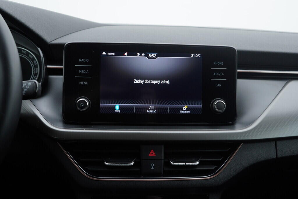 O619V07393_30.webp_SCALA Style 1.0 TSI 81 kW manuál, DPH