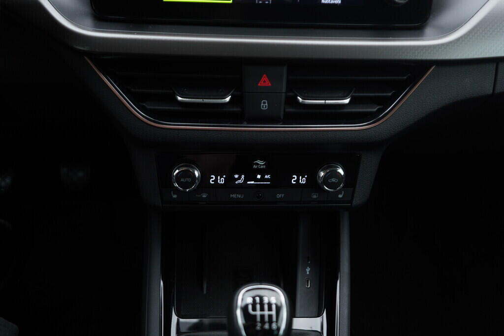 O619V07393_34.webp_SCALA Style 1.0 TSI 81 kW manuál, DPH