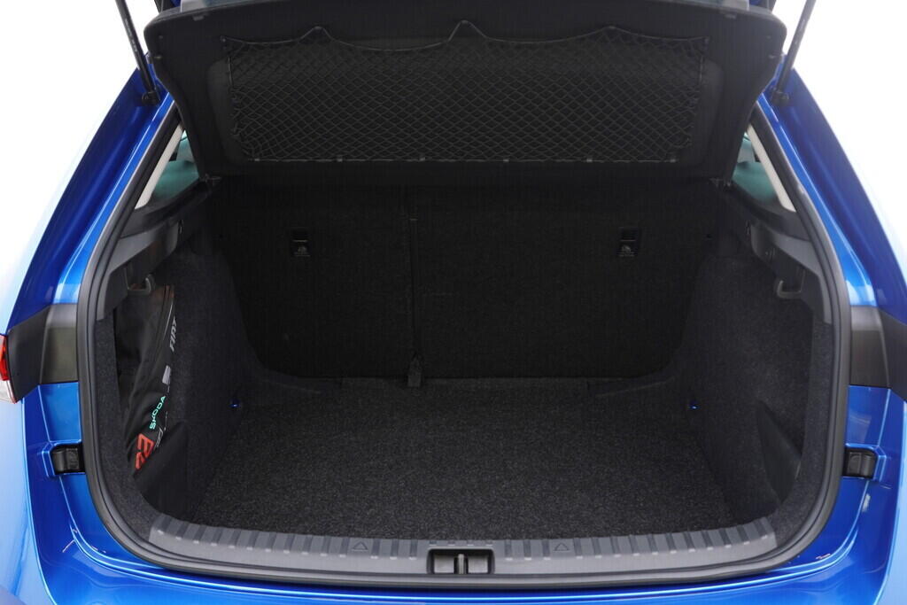 O619V07393_38.webp_SCALA Style 1.0 TSI 81 kW manuál, DPH