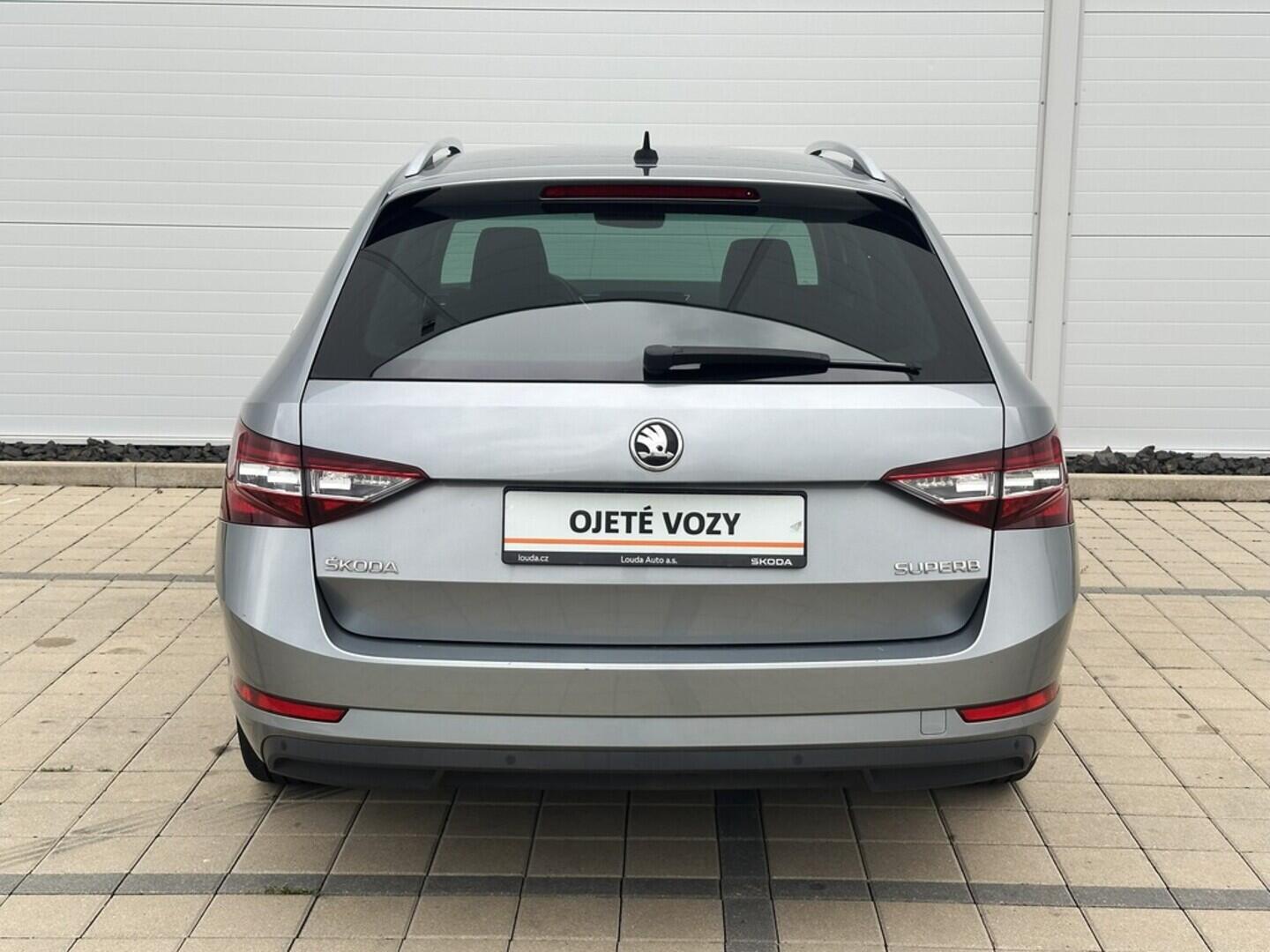 O619V07394_15.webp_SUPERB Style 1.6 TDI 88 kW automat