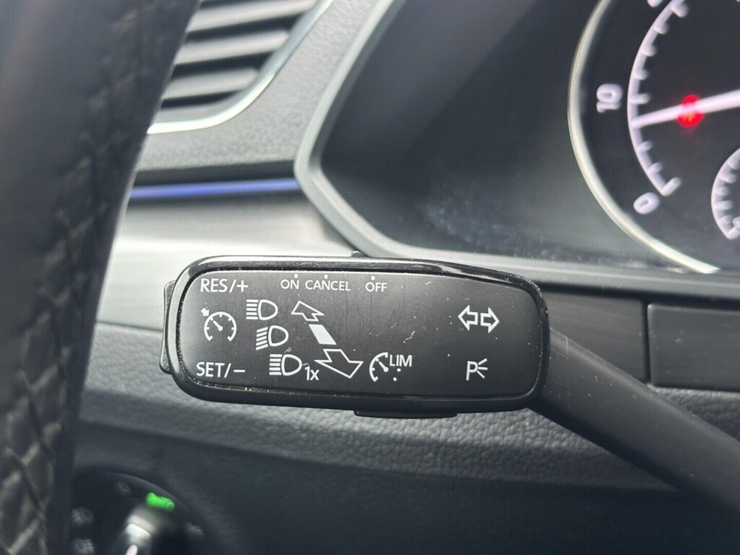 O619V07394_22.webp_SUPERB Style 1.6 TDI 88 kW automat