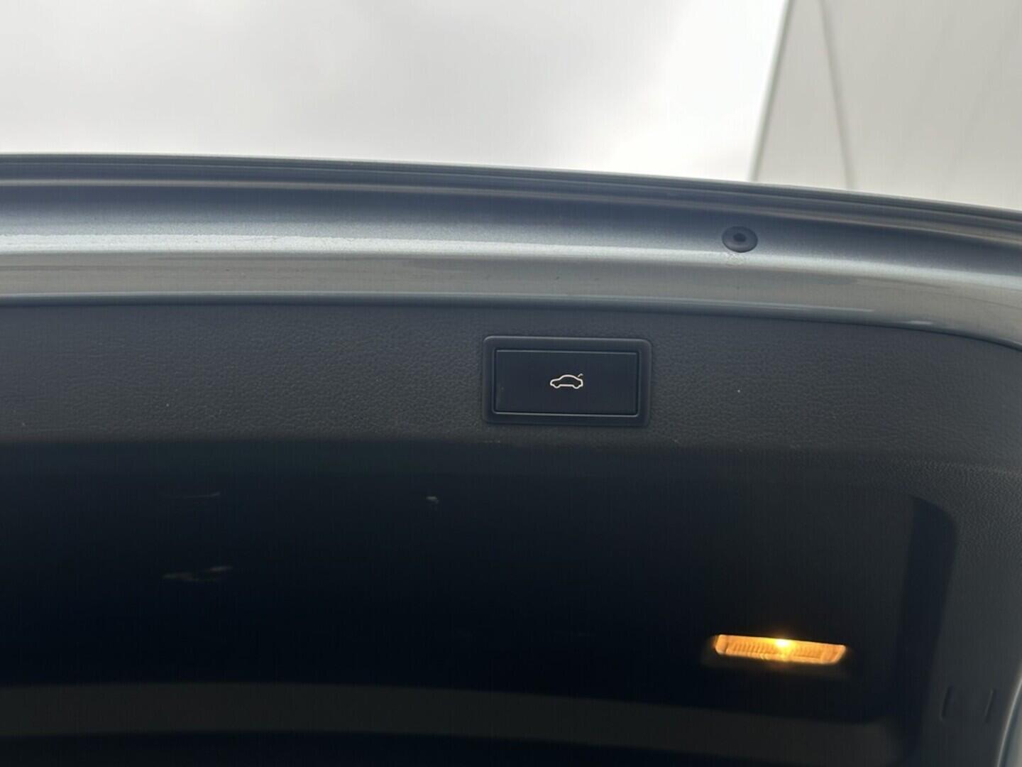 O619V07394_35.webp_SUPERB Style 1.6 TDI 88 kW automat