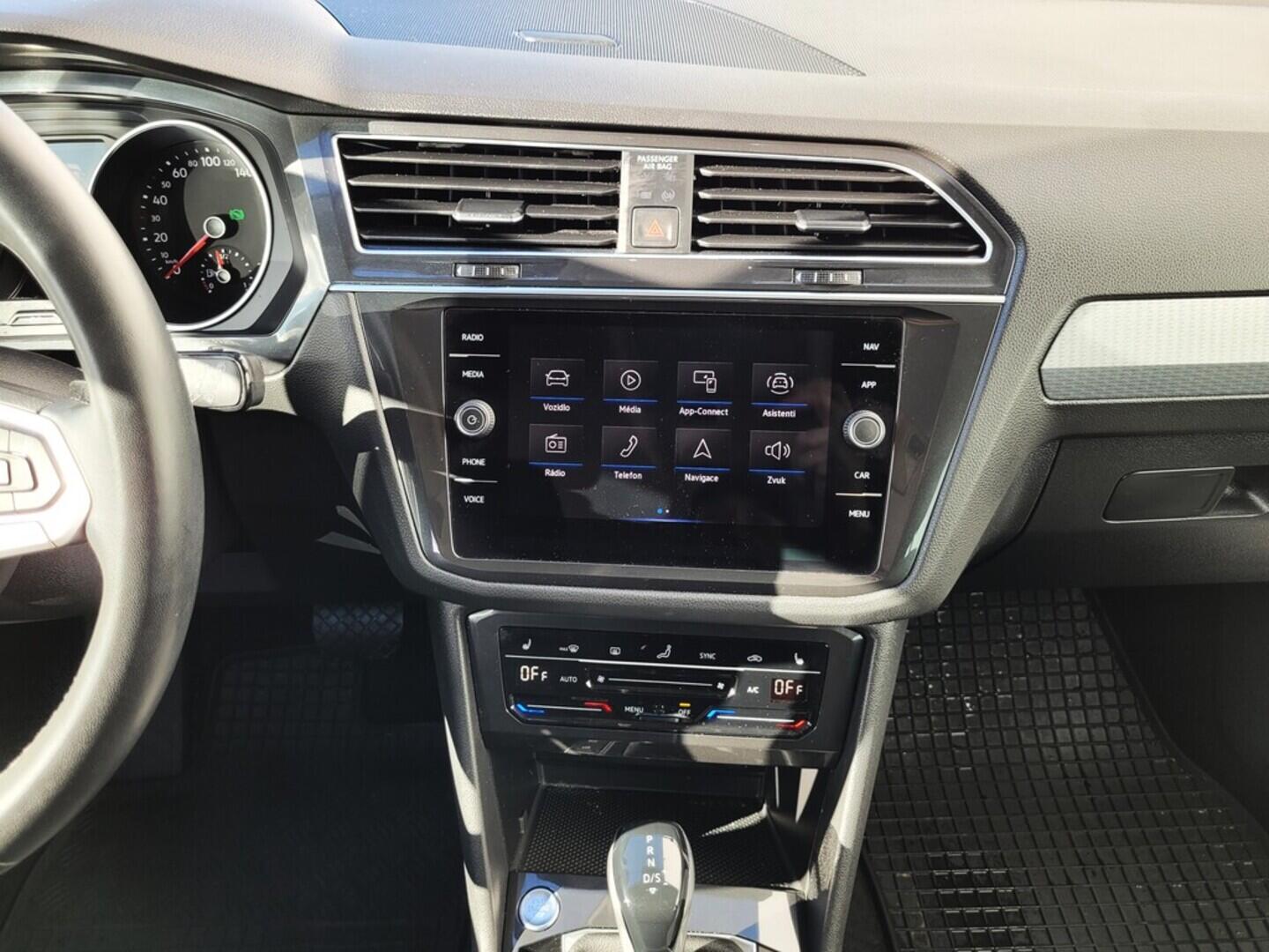 O619V07395_32.webp_TIGUAN Life 1.5 TSI 110 kW automat