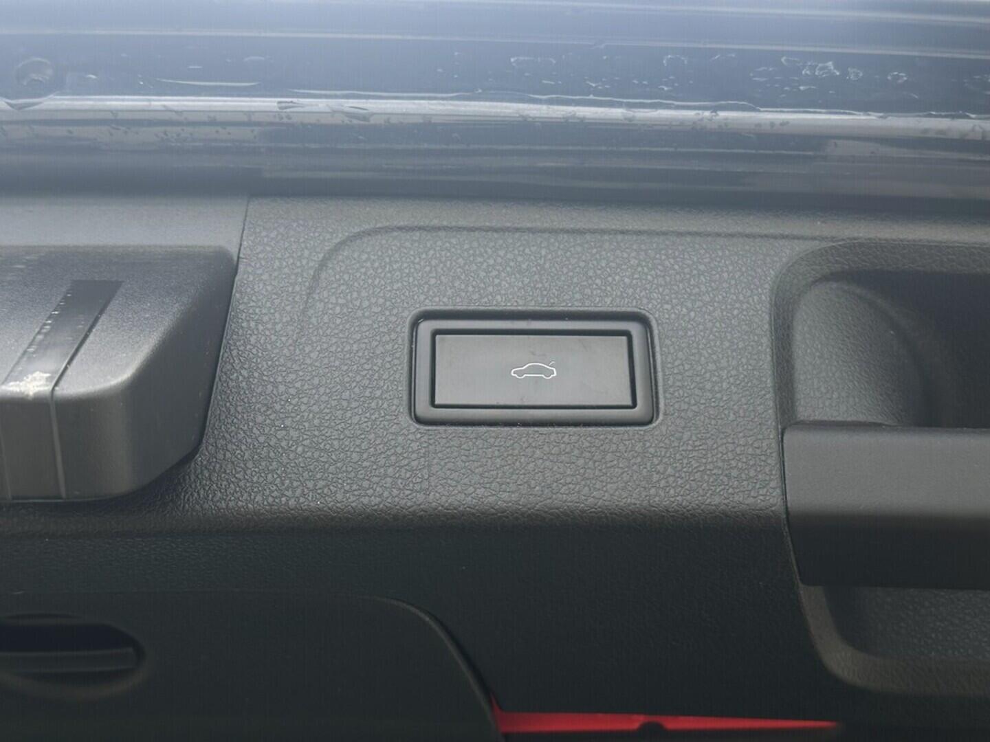 O619V07398_31.webp_PASSAT Comfortline 2.0 TDI 110 kW automat