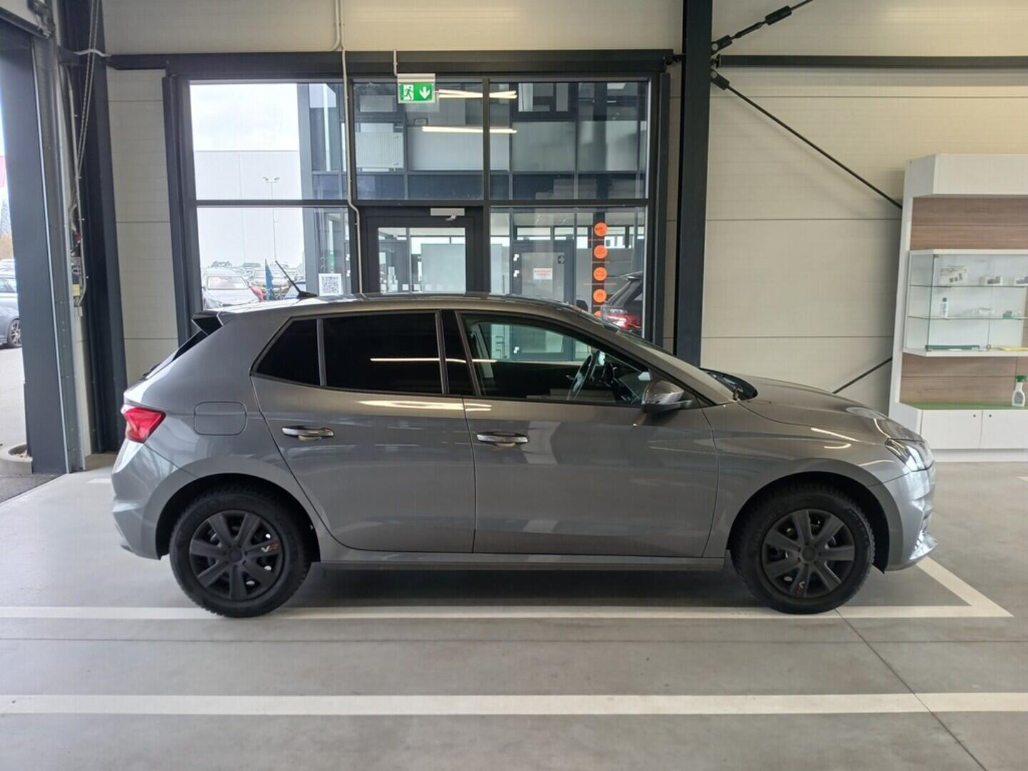 O619V07399_12.webp_FABIA Selection 1.0 TSI 59 kW manuál