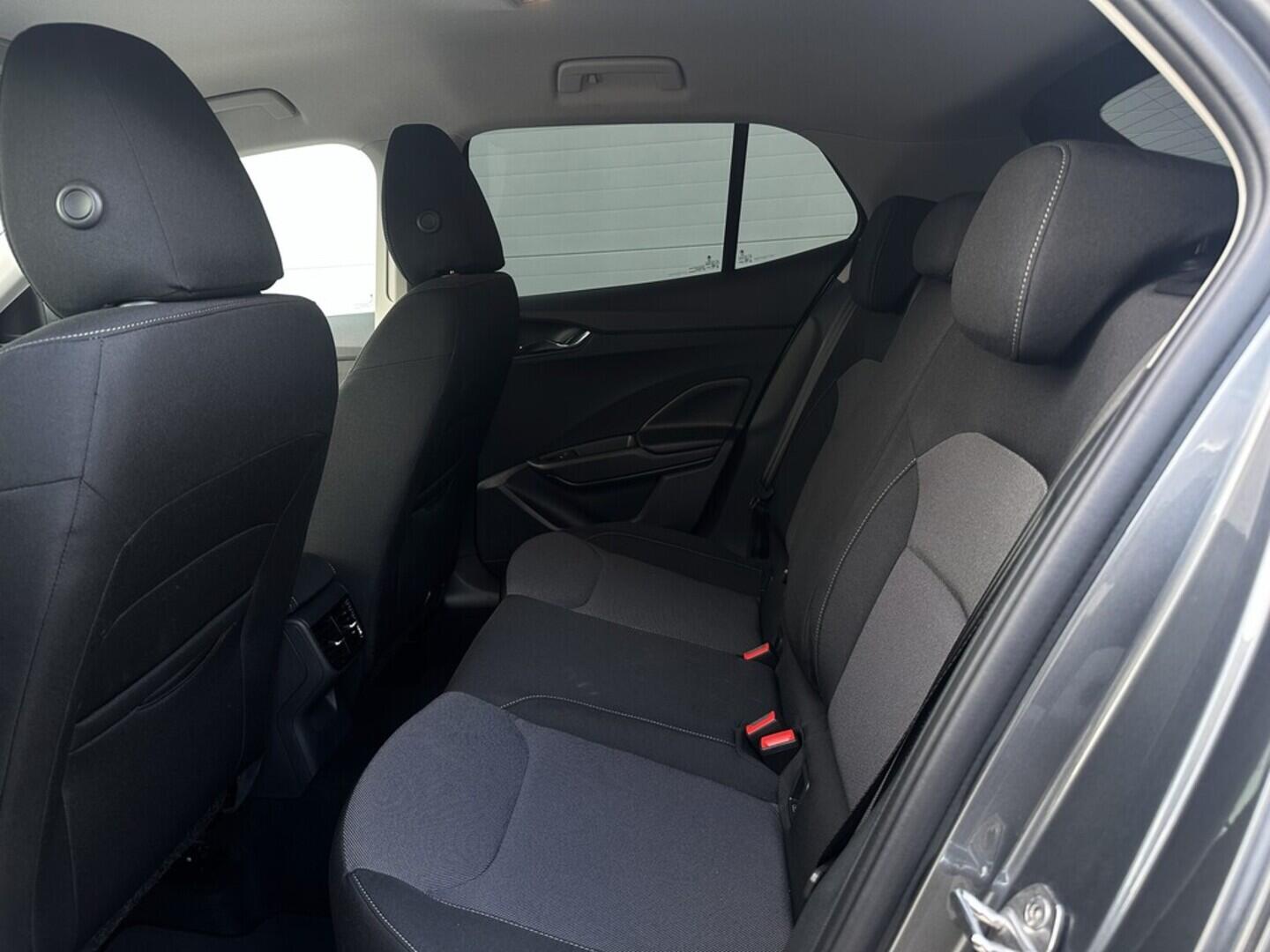 O619V07399_27.webp_FABIA Selection 1.0 TSI 59 kW manuál