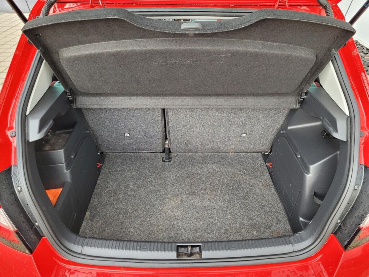 O619V07401_19.webp_FABIA Monte Carlo 1.2 TSI 66 kW manuál