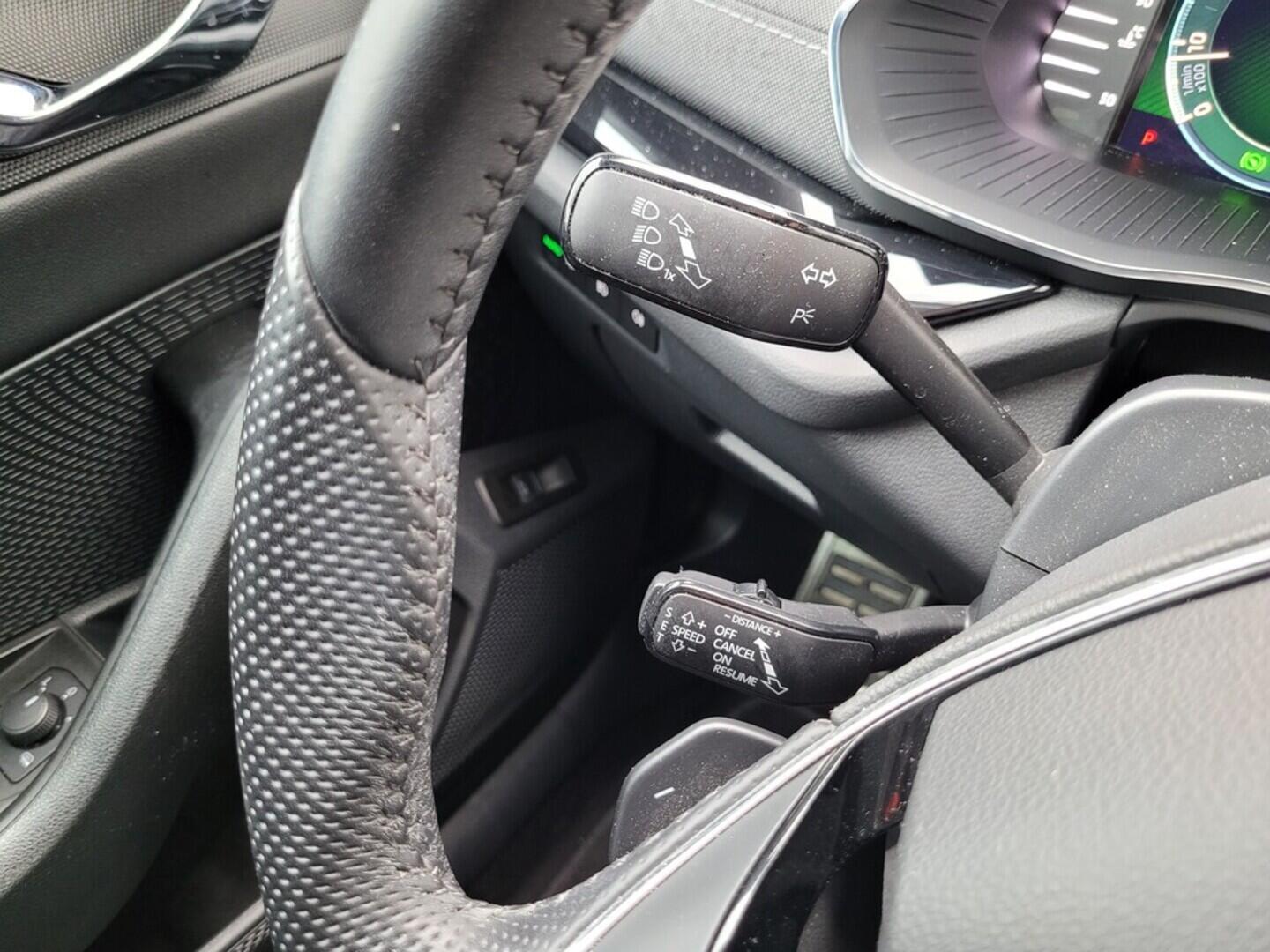 O619V07406_24.webp_OCTAVIA SportLine 2.0 TDI 110 kW automat, DPH