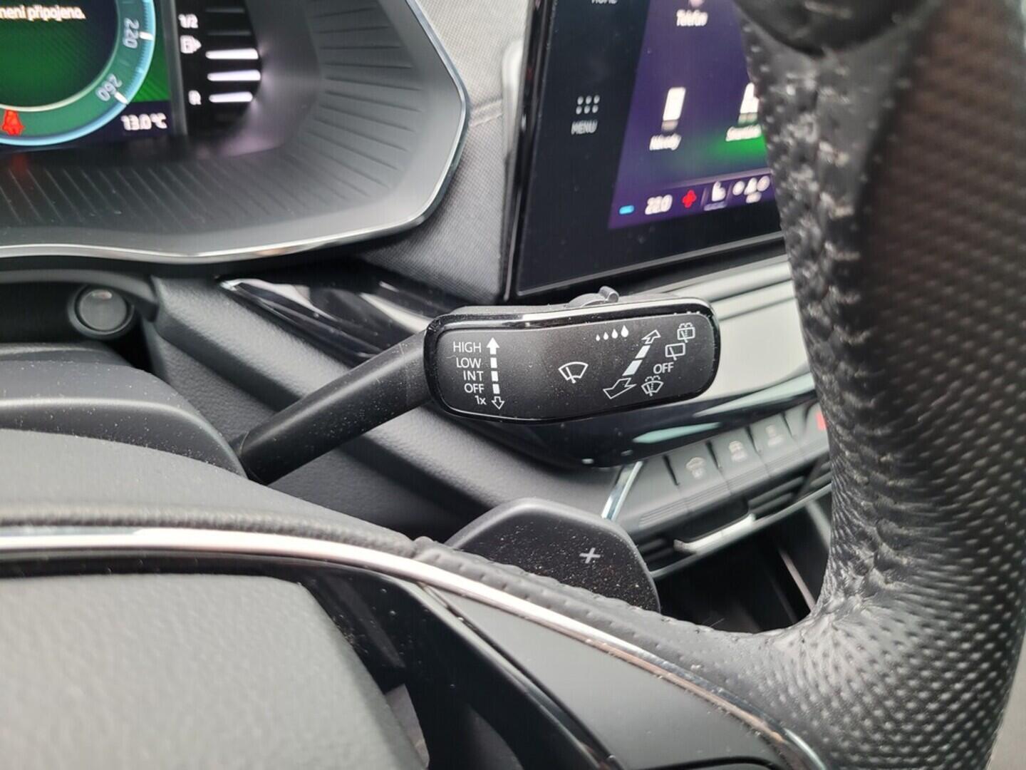 O619V07406_25.webp_OCTAVIA SportLine 2.0 TDI 110 kW automat, DPH