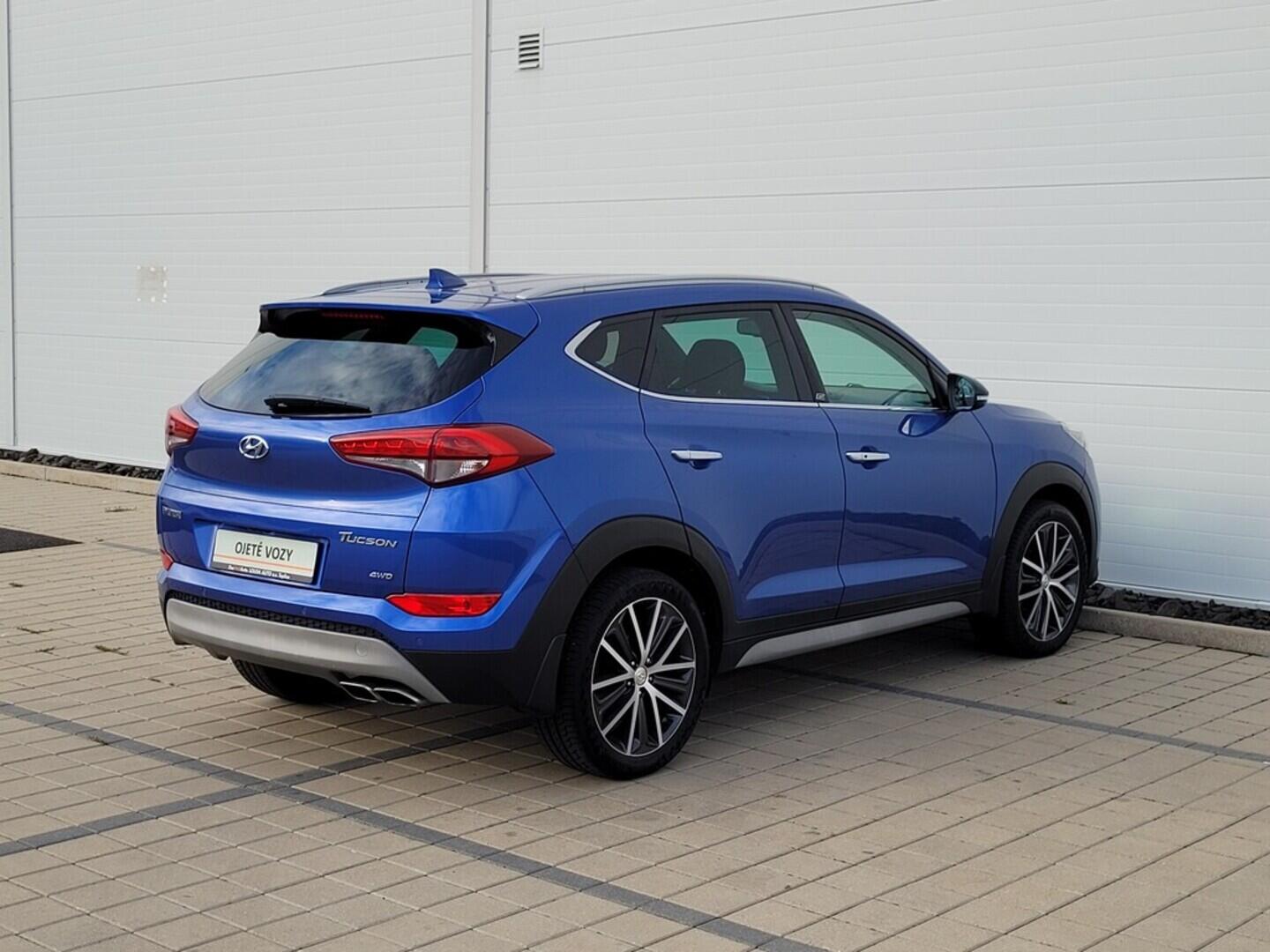 O619V07411_13.webp_TUCSON Style 2.0  100 kW manuál