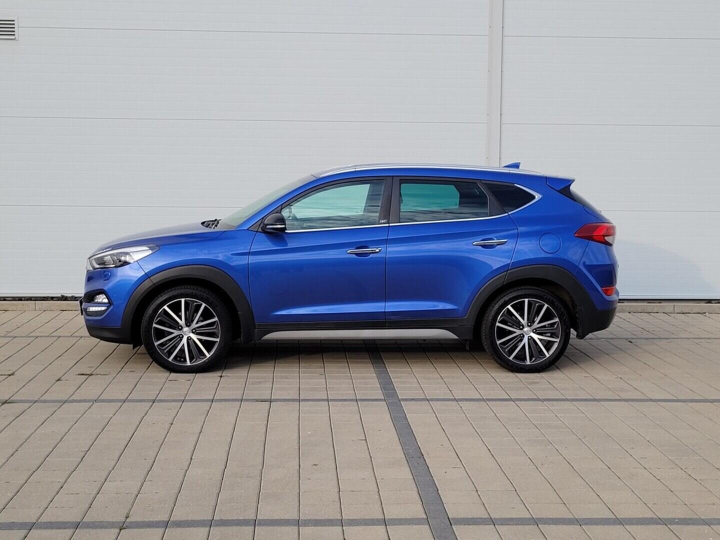 O619V07411_15.webp_TUCSON Style 2.0  100 kW manuál