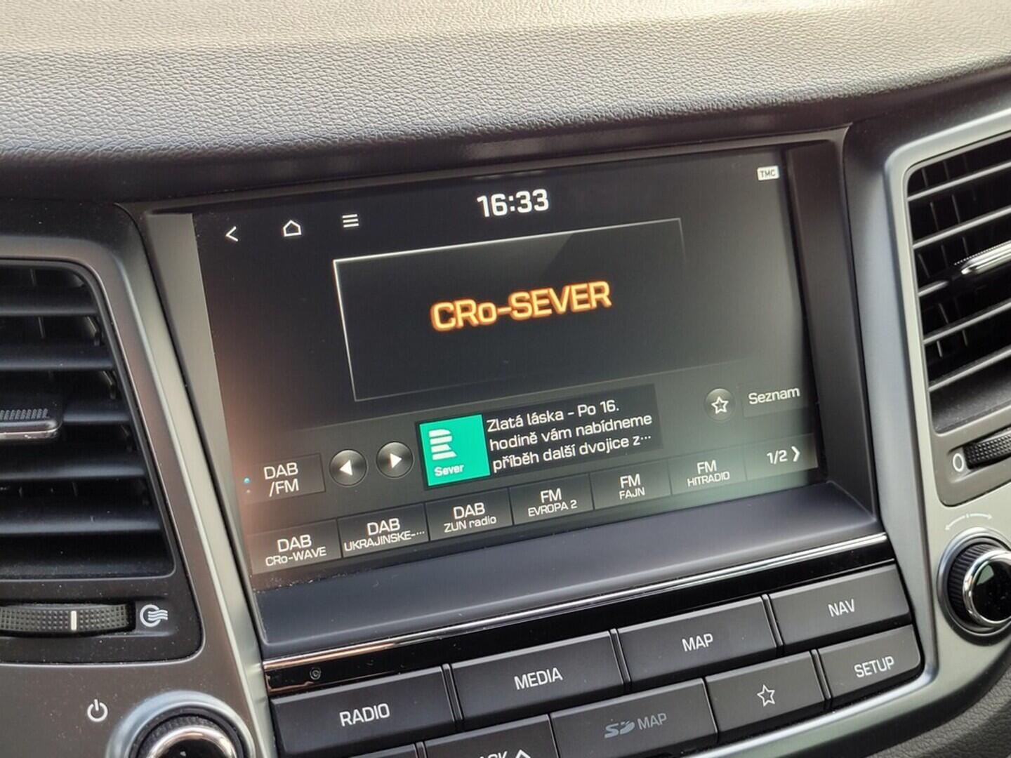 O619V07411_25.webp_TUCSON Style 2.0  100 kW manuál