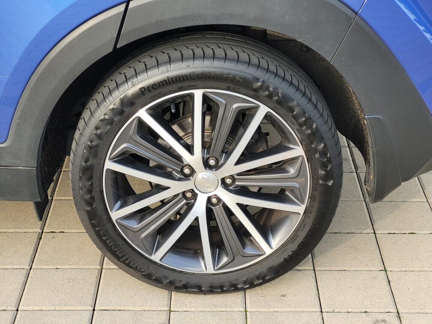 O619V07411_28.webp_TUCSON Style 2.0  100 kW manuál