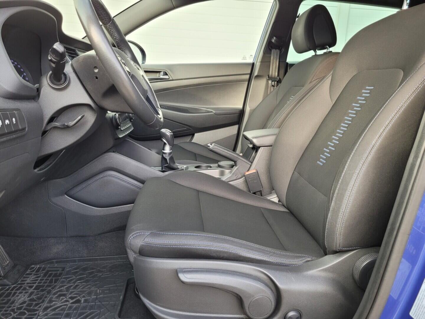 O619V07411_32.webp_TUCSON Style 2.0  100 kW manuál