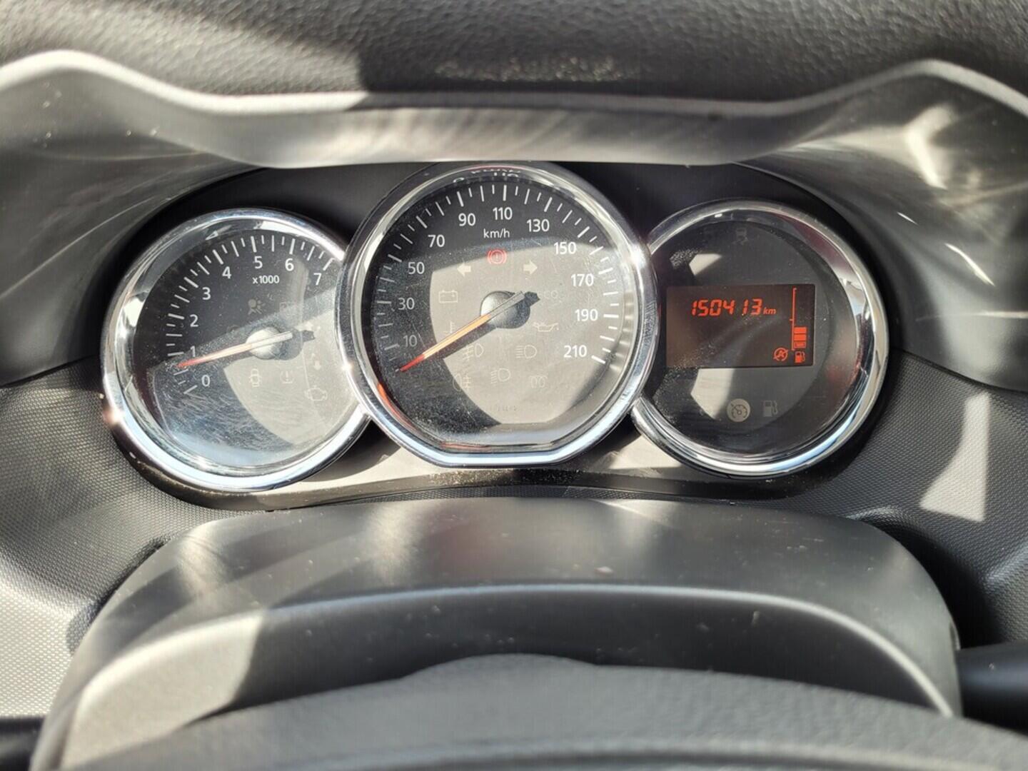 O619V07413_17.webp_DUSTER  1.6  84 kW manuál