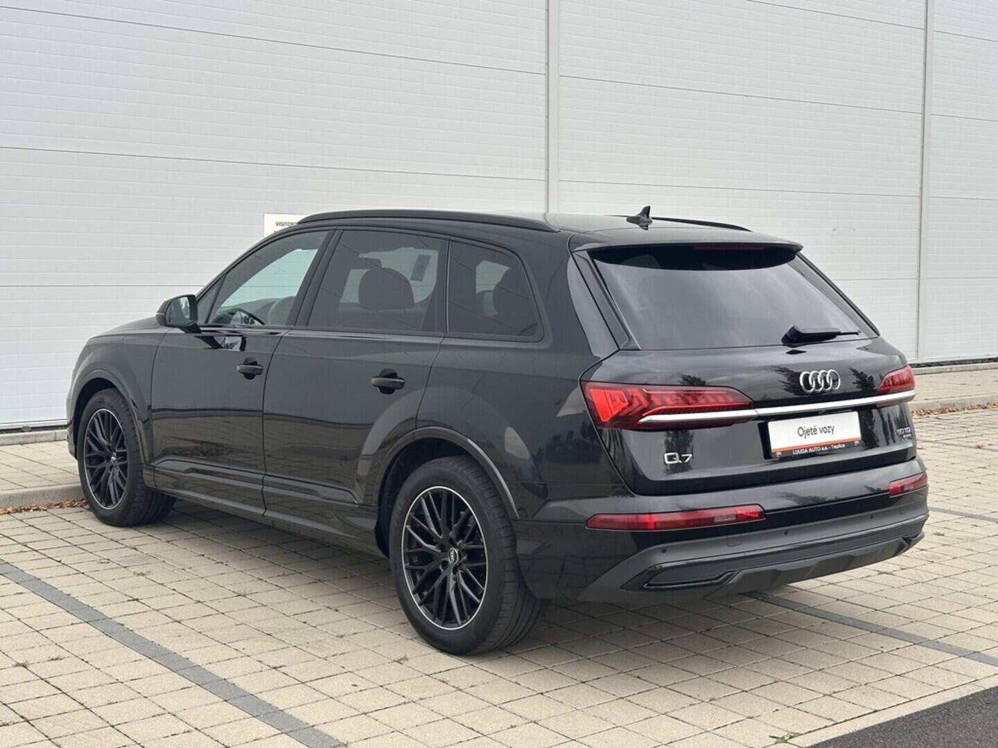O619V07416_16.webp_Q7 S-line 3.0 TDI 210 kW automat, DPH
