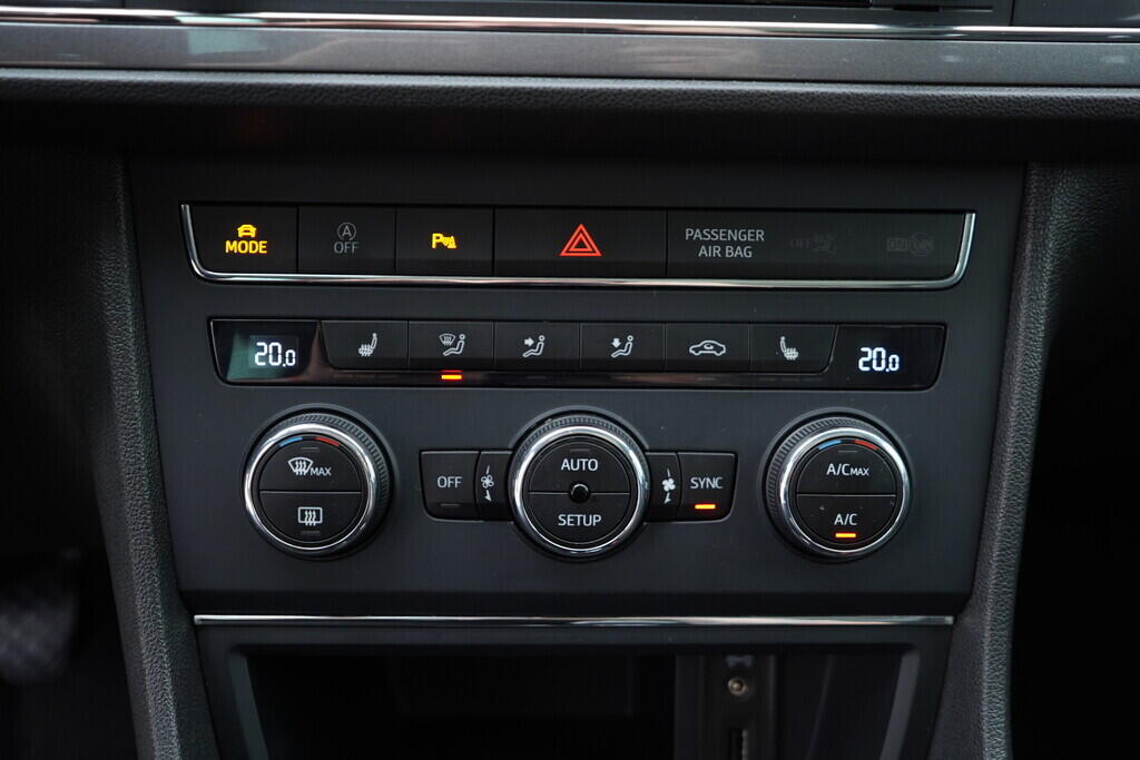 O619V07425_32.webp_LEON ST FR 2.0 TDI 110 kW manuál