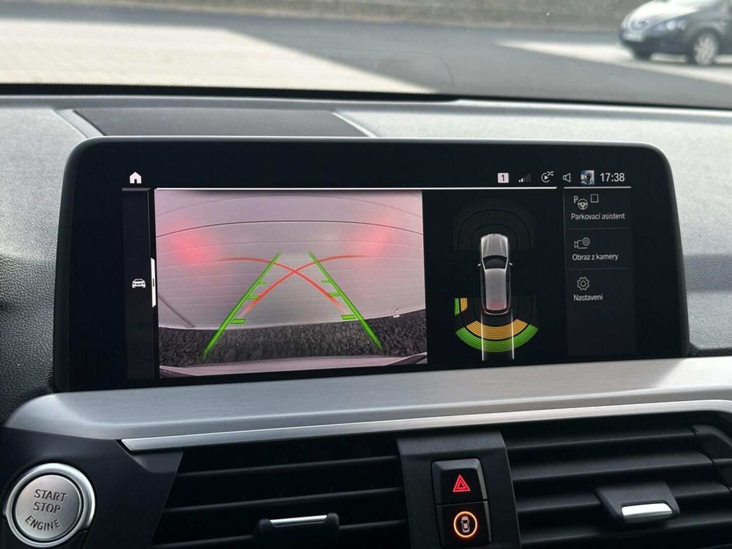 O619V07430_29.webp_X3 xDrive30d Mpaket 3.0 30d 195 kW automat