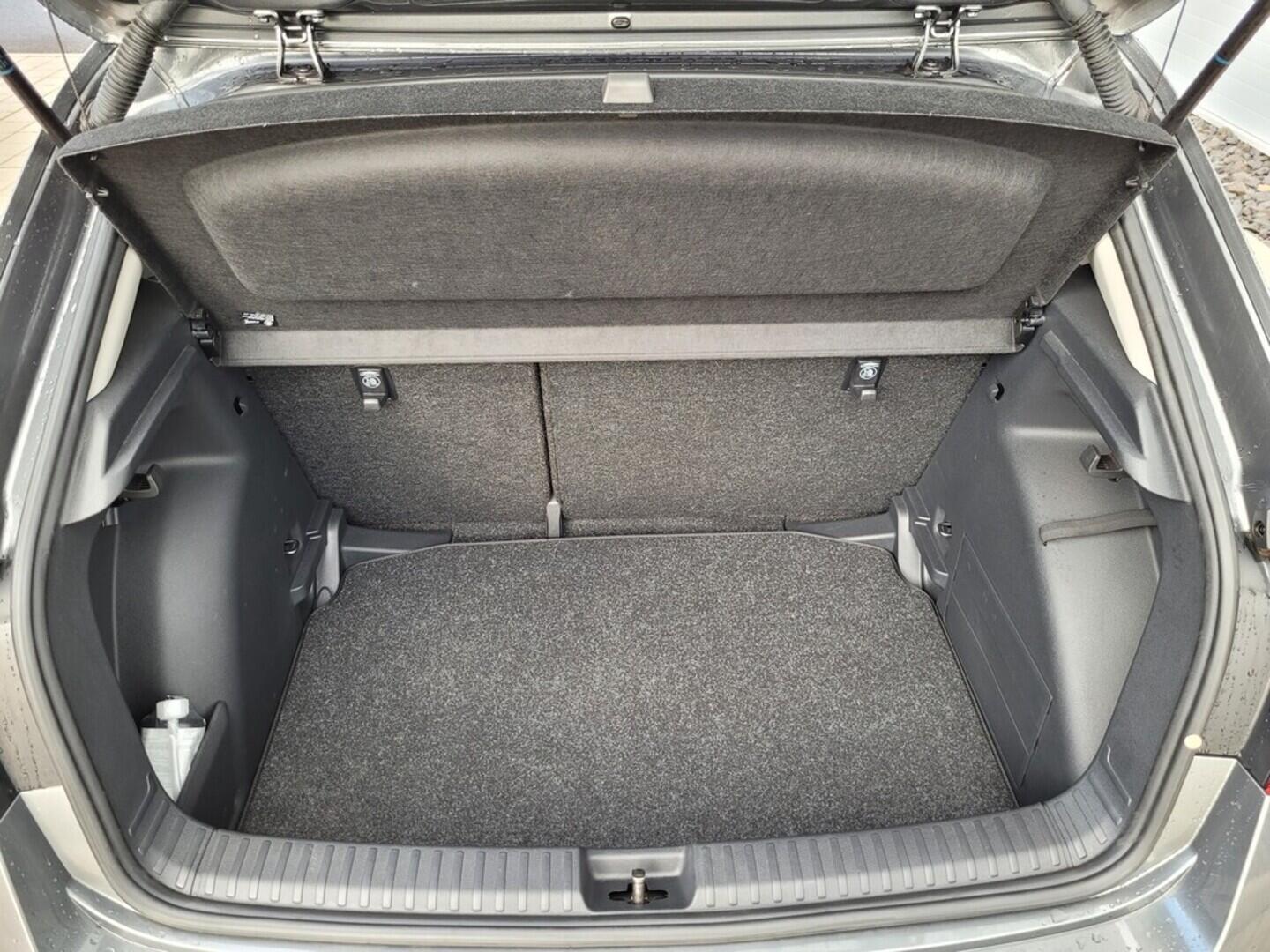 O619V07431_19.webp_FABIA Top Selection 1.0 TSI 85 kW automat, DPH