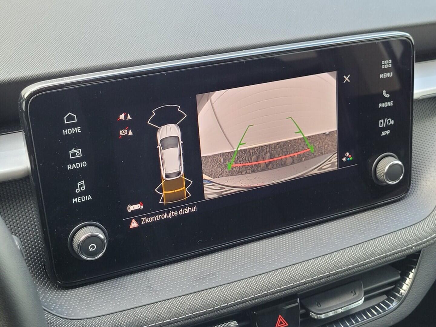 O619V07431_26.webp_FABIA Top Selection 1.0 TSI 85 kW automat, DPH