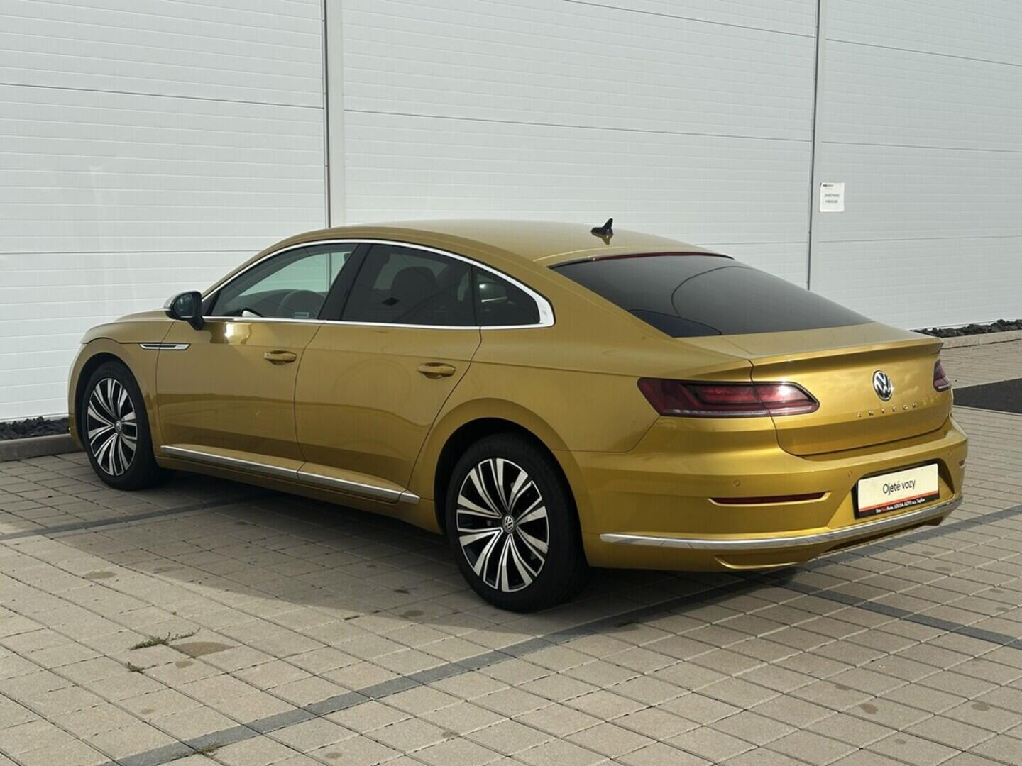 O619V07432_16.webp_ARTEON Elegance 2.0 TDI 110 kW manuál